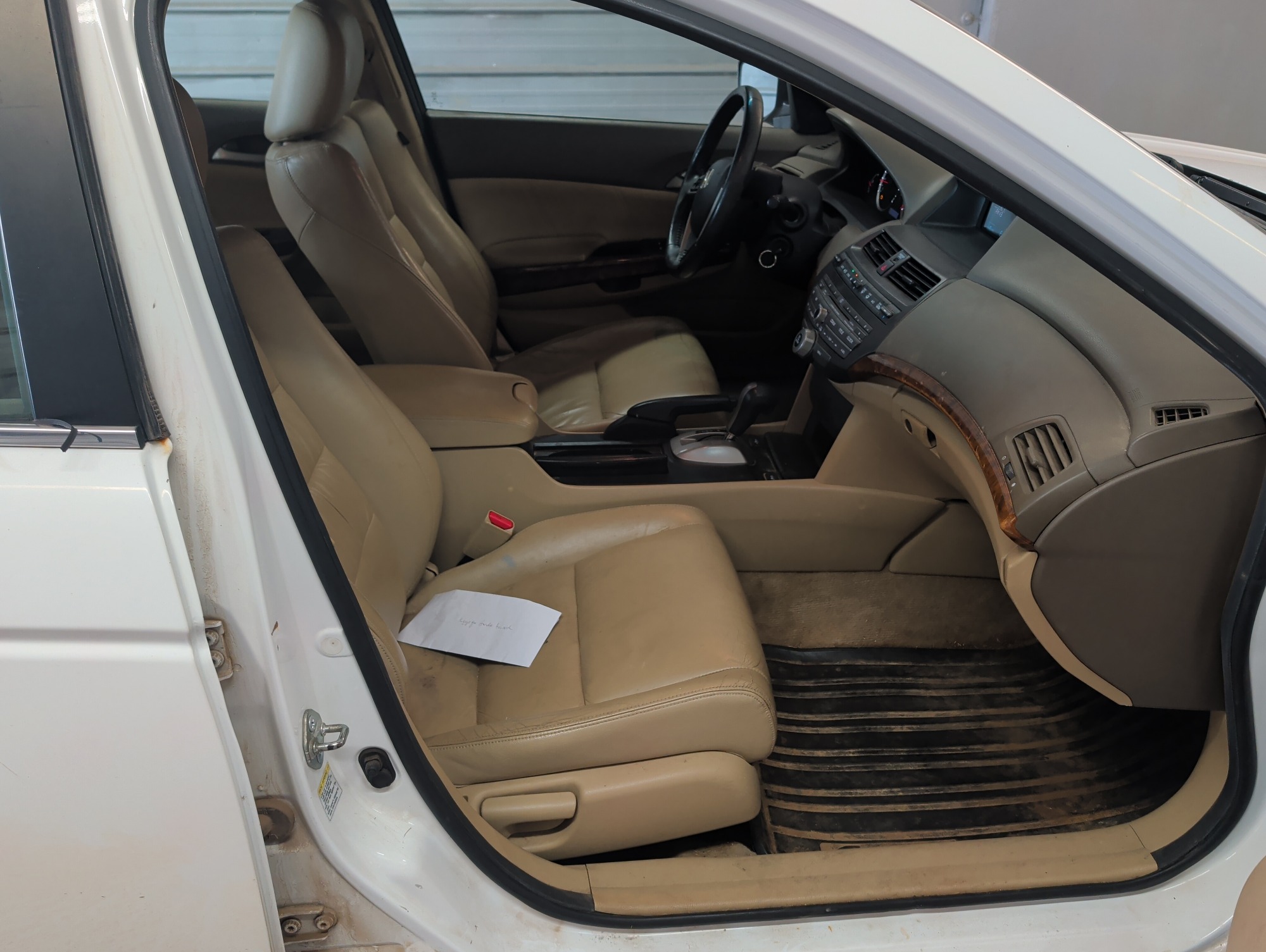 2010 honda accord ex-l-sedan-at with 248021 miles for sale near elk-river, minnesota 106426_31_passenger_seat.jpg