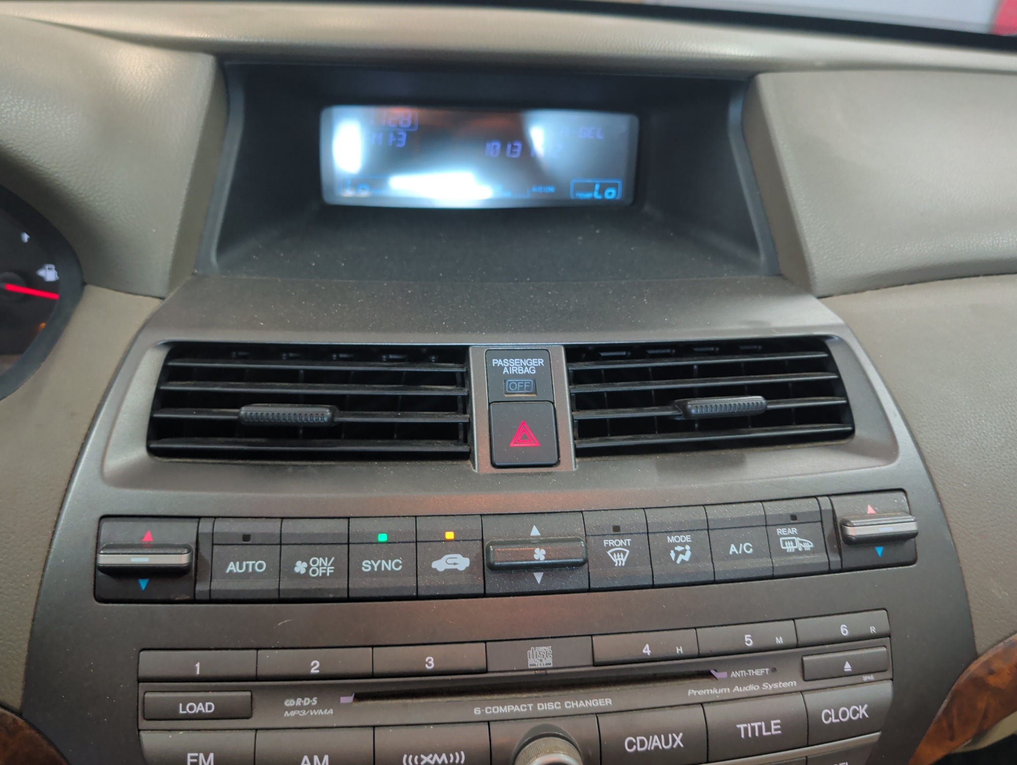 2010 honda accord ex-l-sedan-at with 248021 miles for sale near elk-river, minnesota 106426_40_climate_control.jpg