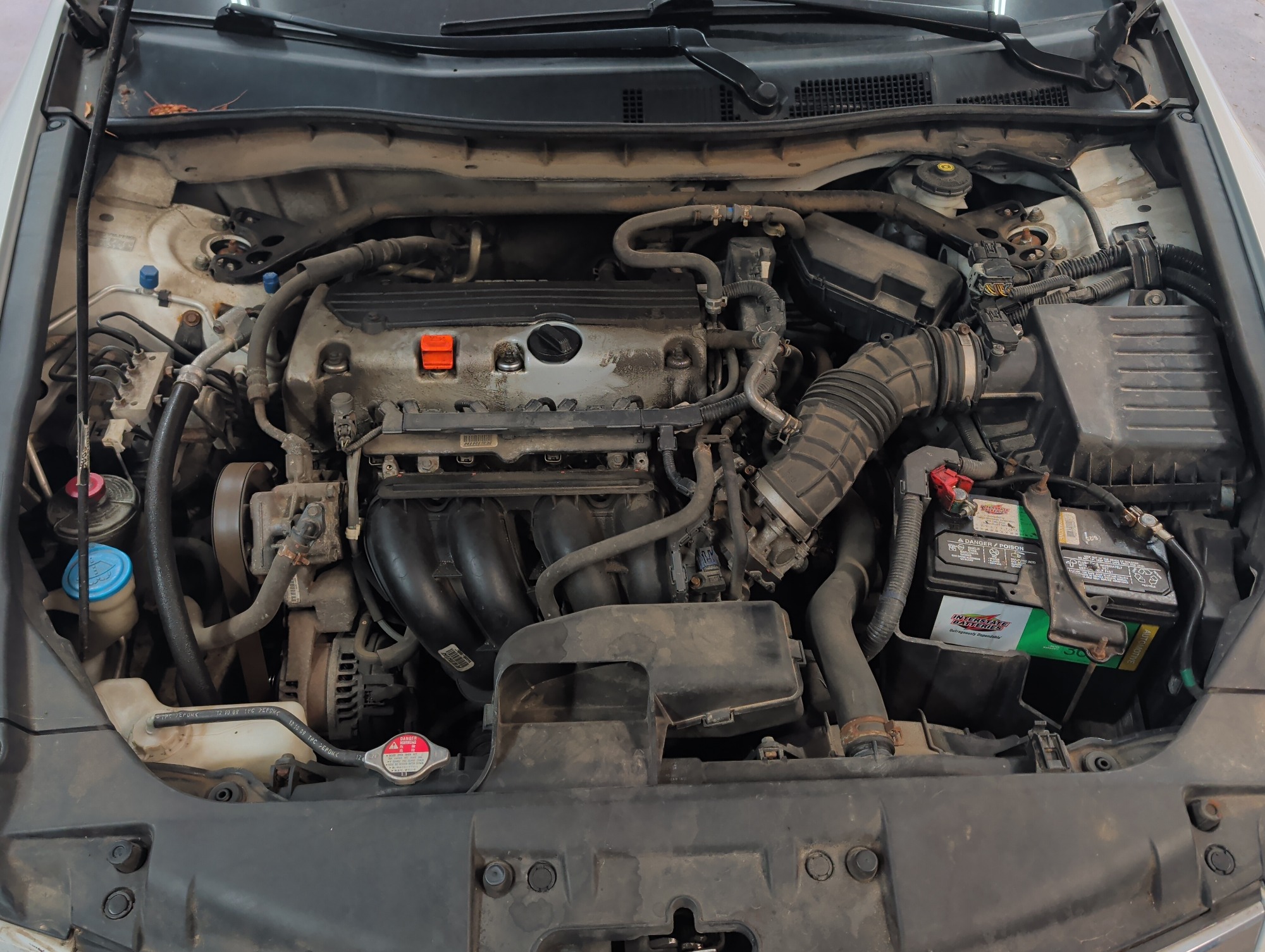 2010 honda accord ex-l-sedan-at with 248021 miles for sale near elk-river, minnesota 106426_49_engine_bay.jpg