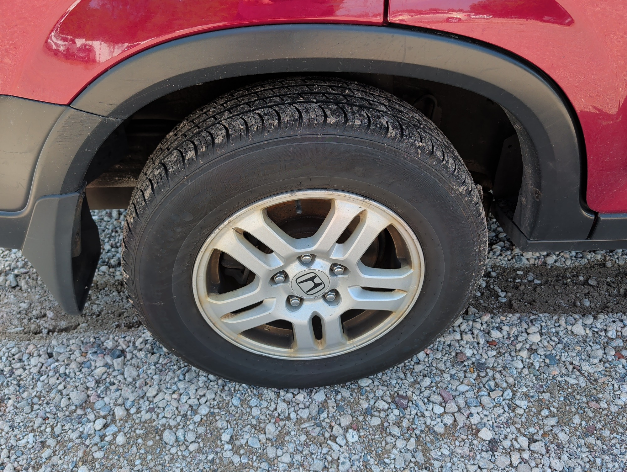2004 honda cr-v ex-4wd-at with 137005 miles for sale near elk-river, minnesota 106428_14_rear_pass_wheel.jpg