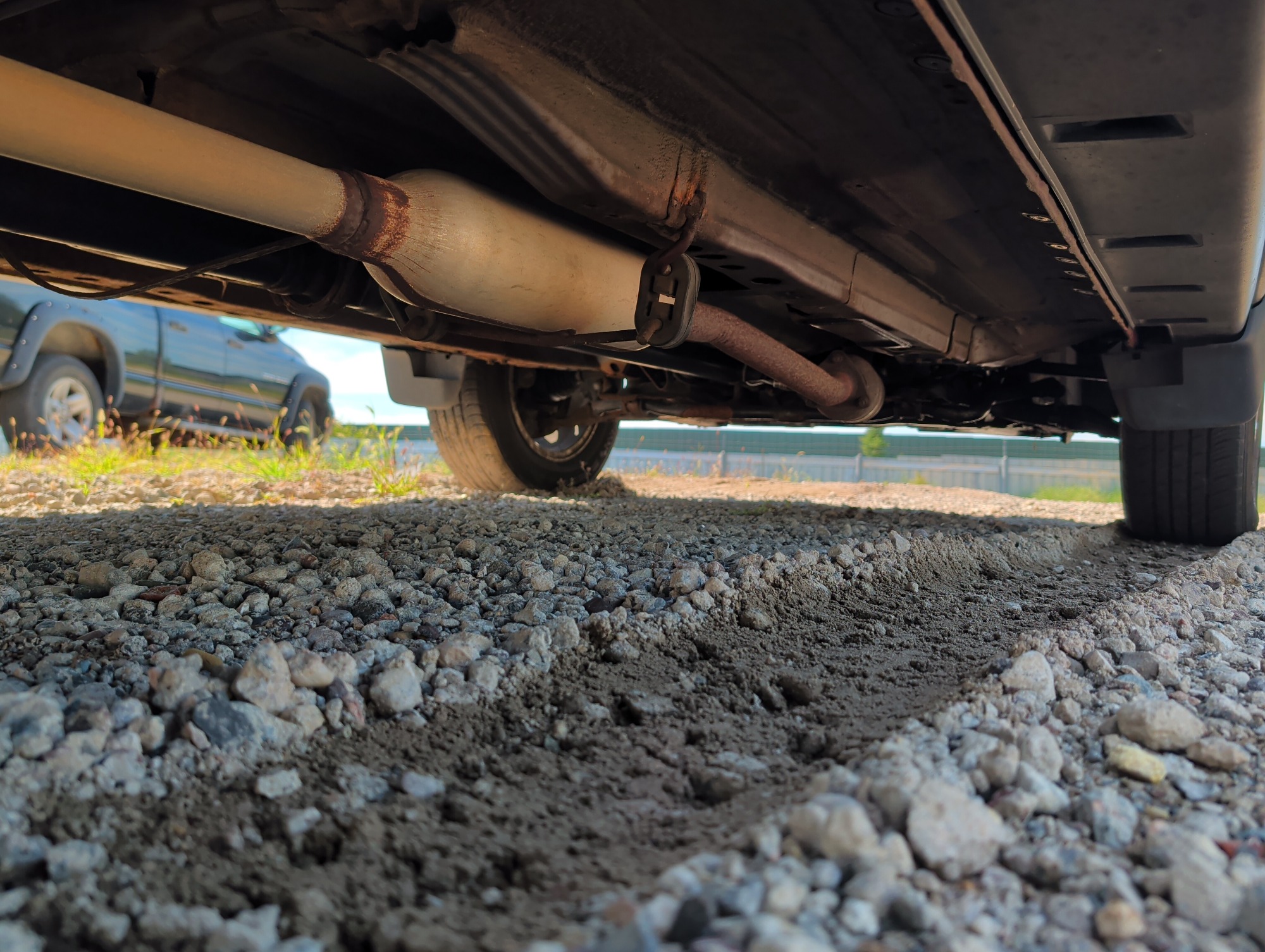 2004 honda cr-v ex-4wd-at with 137005 miles for sale near elk-river, minnesota 106428_20_undercar_rear_pass.jpg