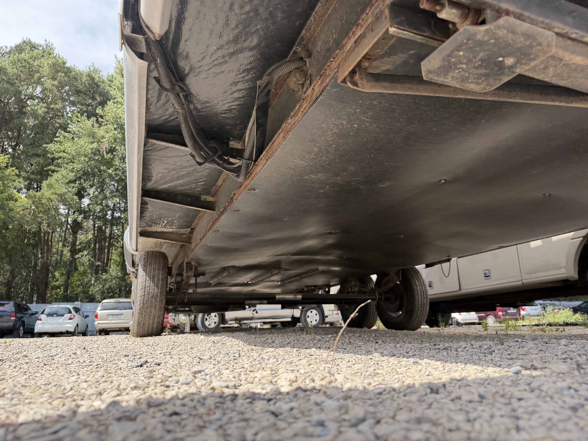 2013 cruiser-rv unknown - for sale near elk-river, minnesota 106430_18_undercar_rear_drv.jpg