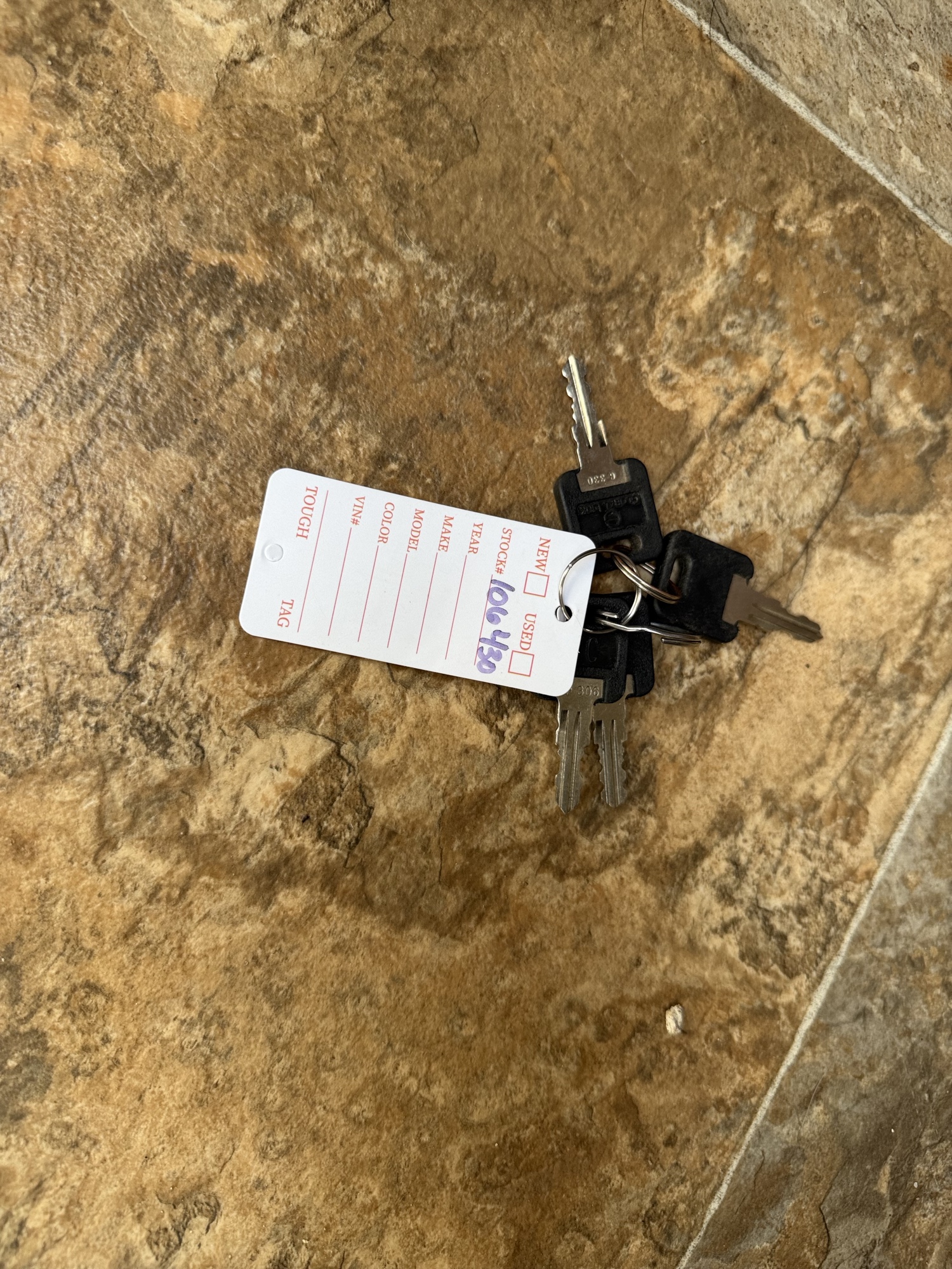2013 cruiser-rv unknown - for sale near elk-river, minnesota 106430_51_keys.jpg