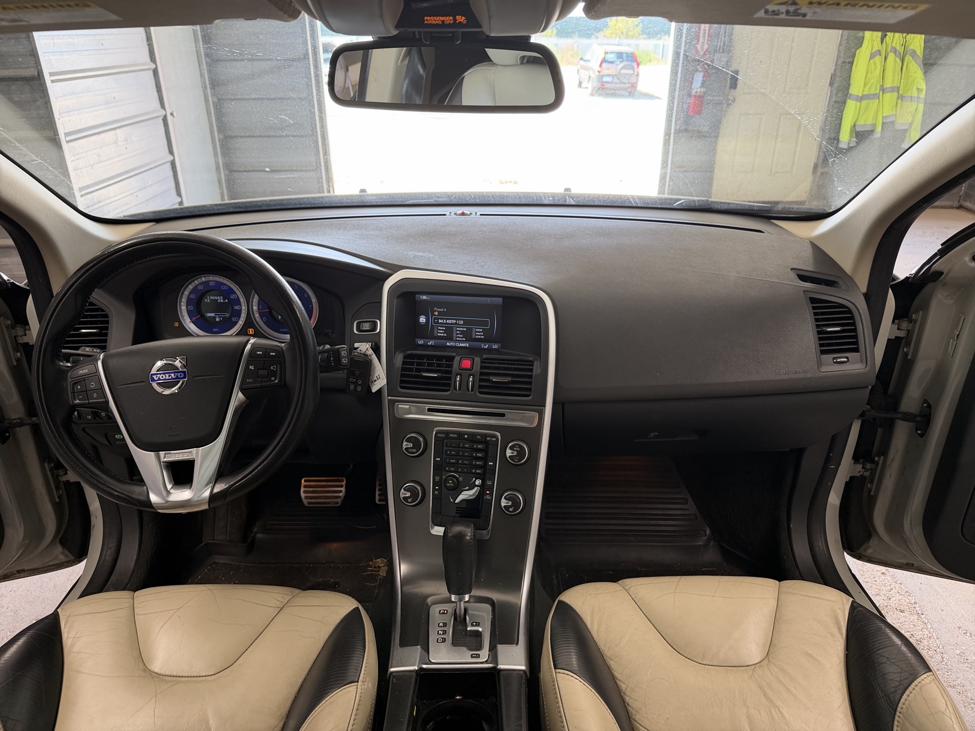 2011 volvo xc60 t6-awd with 136665 miles for sale near elk-river, minnesota 106432_34_whole_dash.jpg
