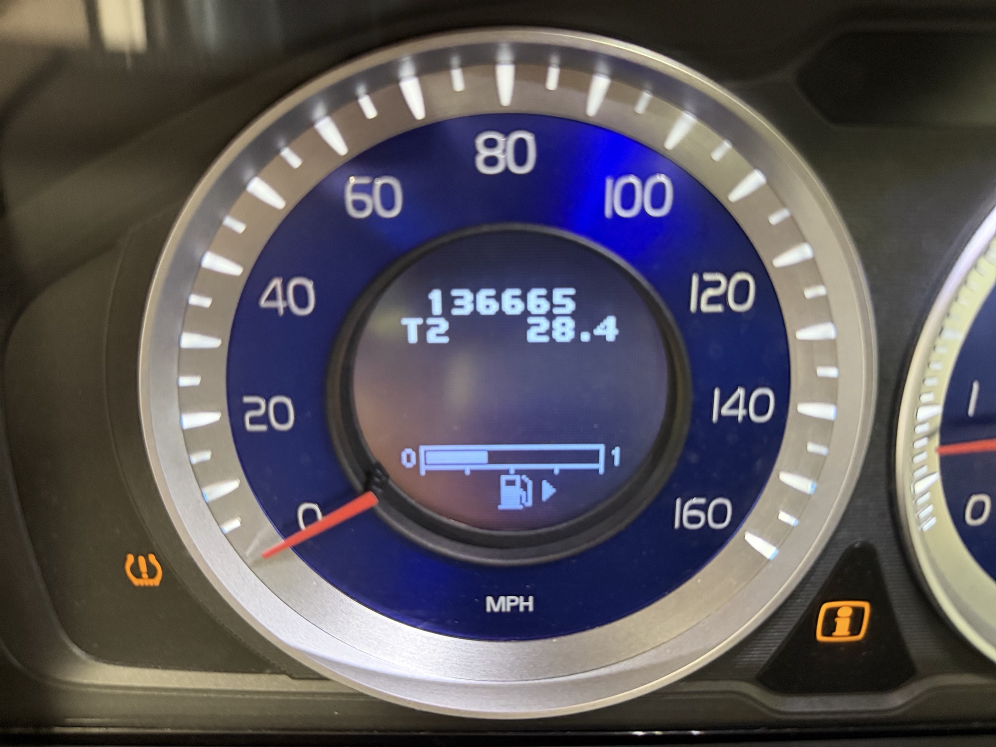 2011 volvo xc60 t6-awd with 136665 miles for sale near elk-river, minnesota 106432_44_mileage_closeup.jpg