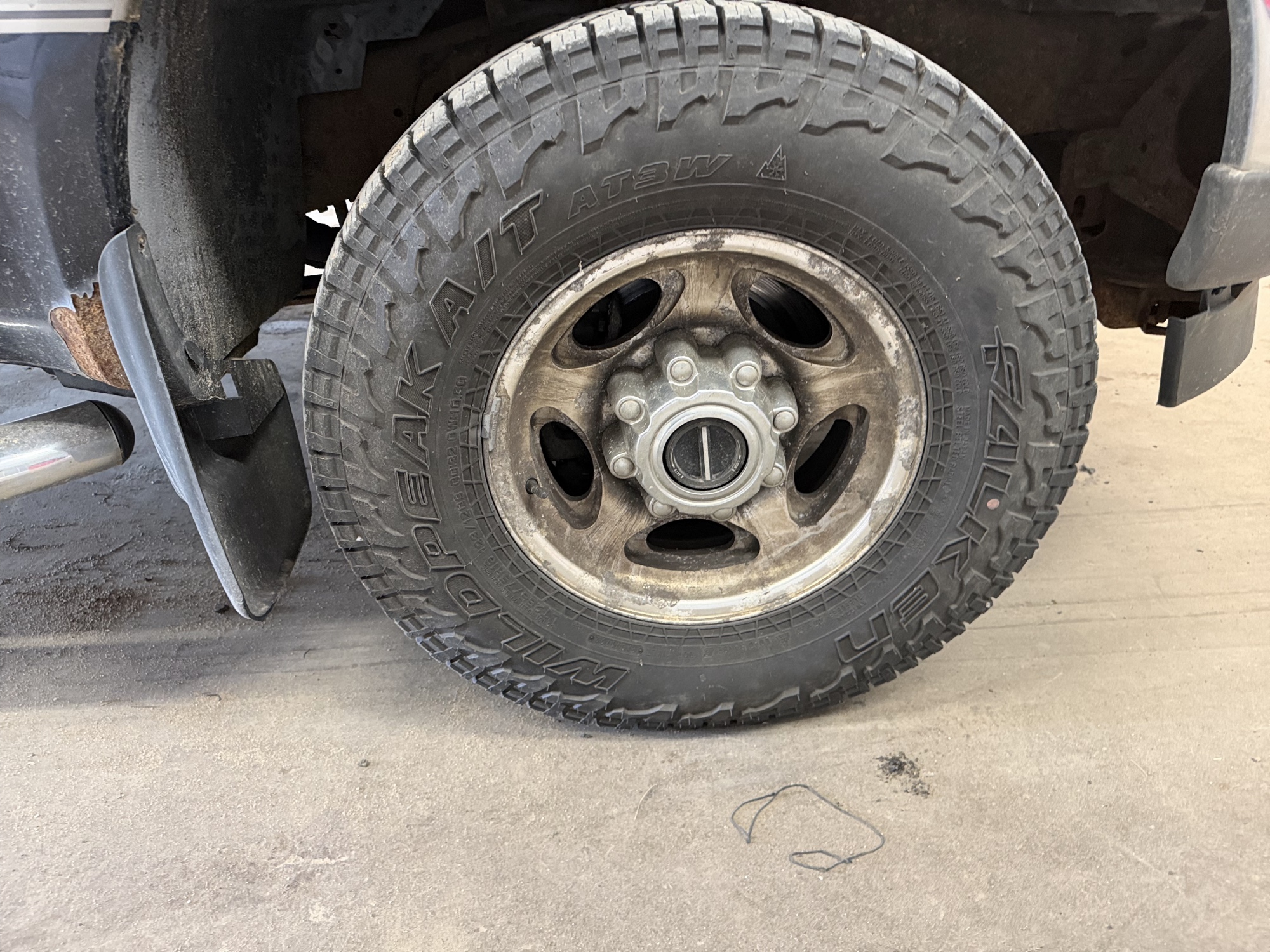 2002 ford f-250-sd with 205001 miles for sale near elk-river, minnesota 106433_15_front_pass_wheel.jpg