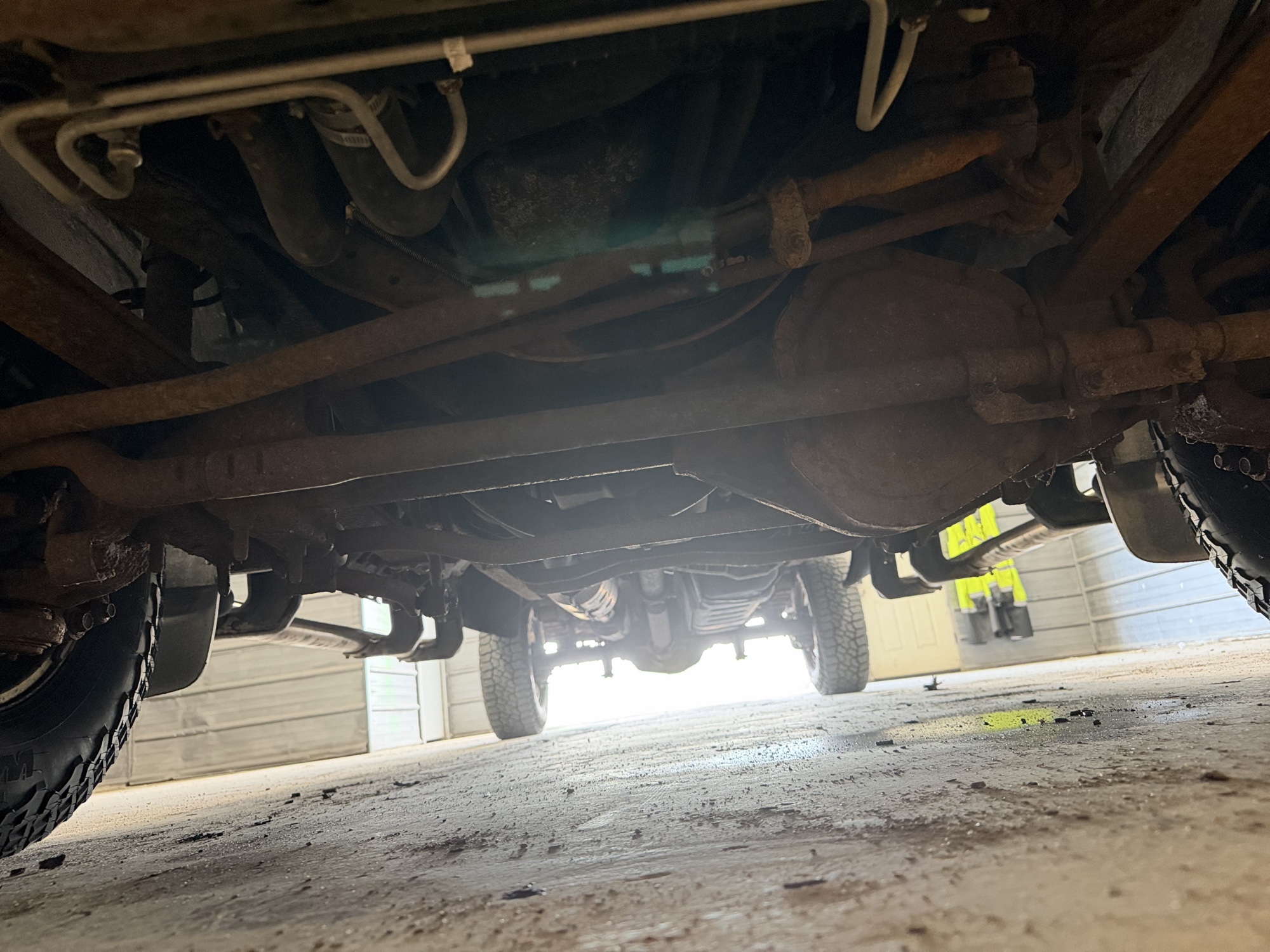 2002 ford f-250-sd with 205001 miles for sale near elk-river, minnesota 106433_16_undercar_front.jpg