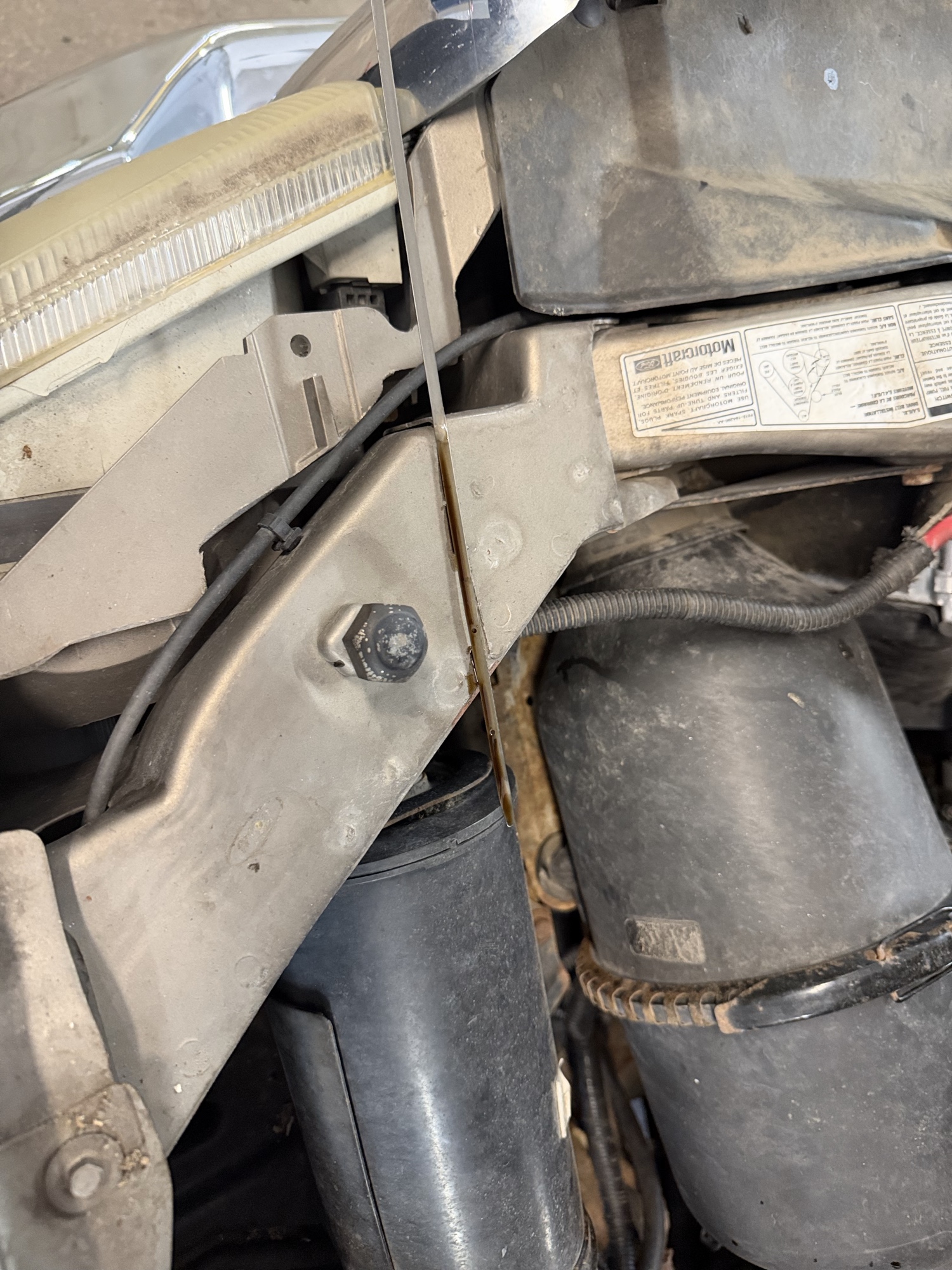 2002 ford f-250-sd with 205001 miles for sale near elk-river, minnesota 106433_48_windshield_vin_plate.jpg