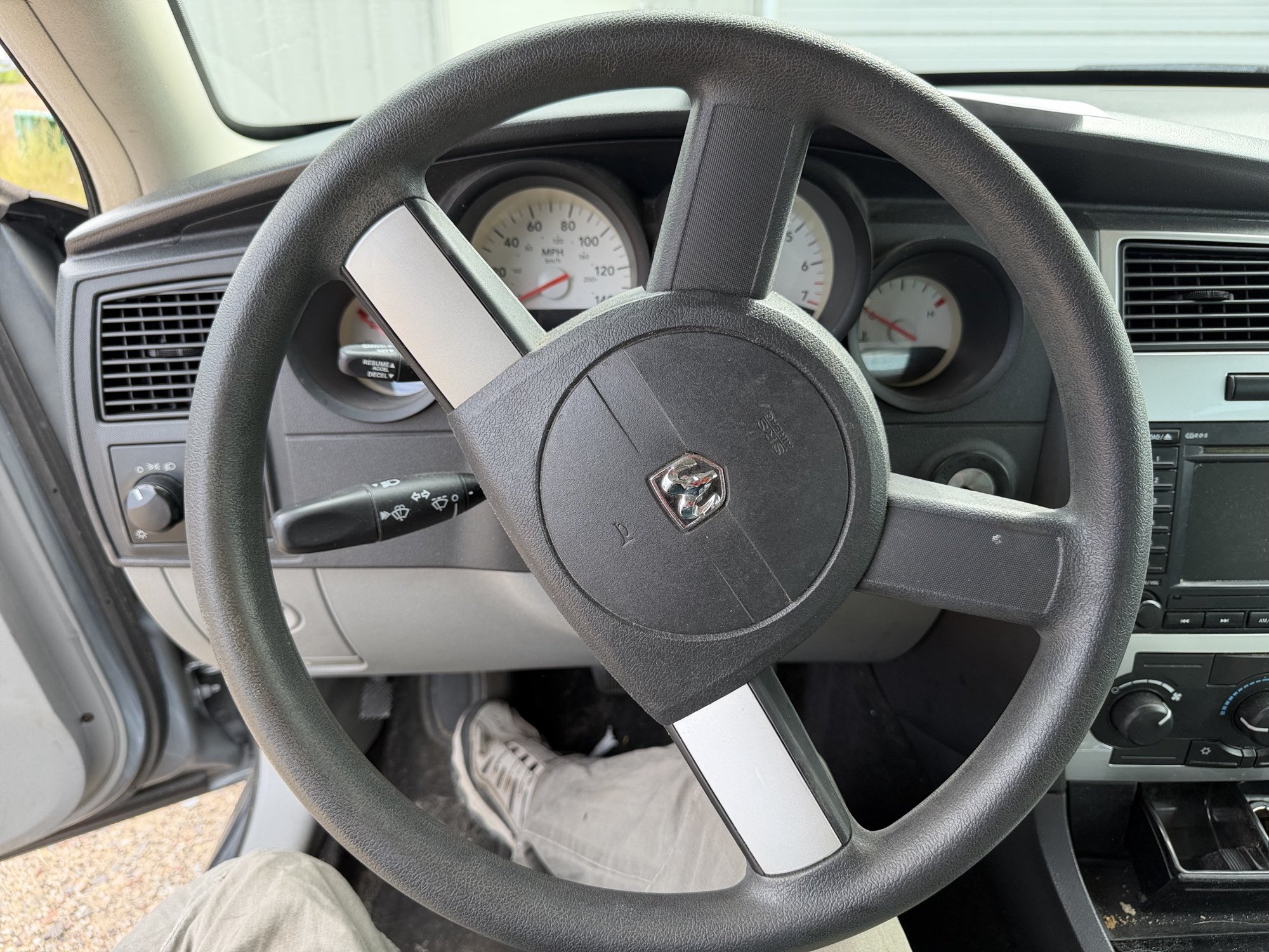 2006 dodge charger base with 164904 miles for sale near elk-river, minnesota 106434_36_steering_wheel.jpg