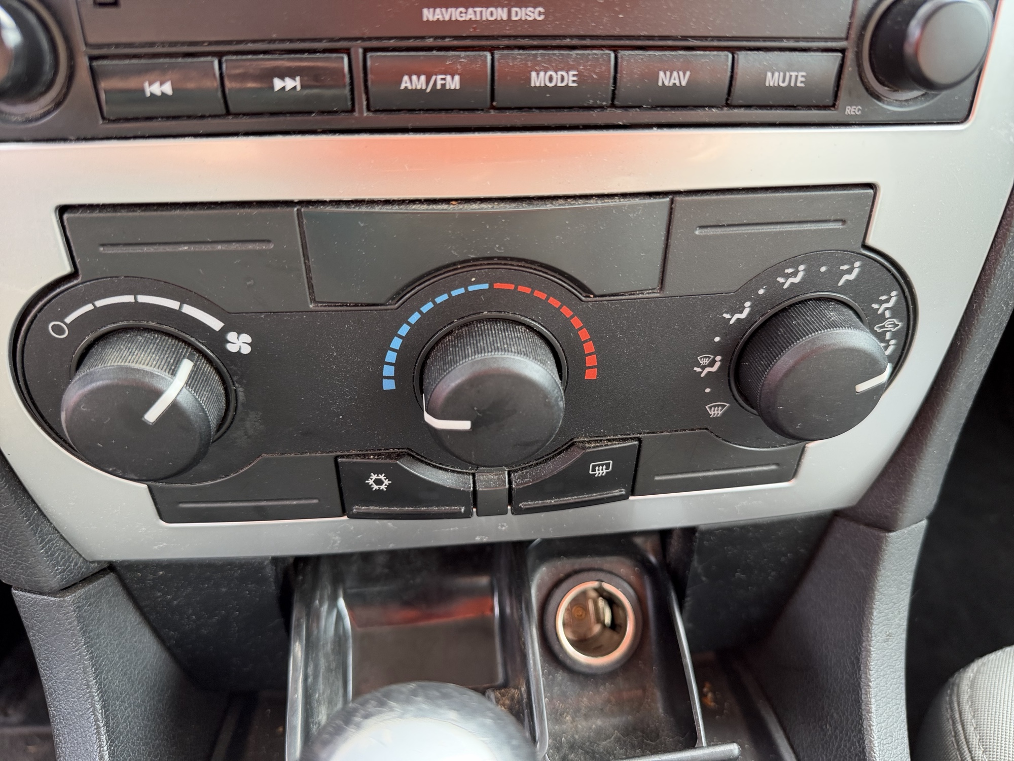 2006 dodge charger base with 164904 miles for sale near elk-river, minnesota 106434_40_climate_control.jpg