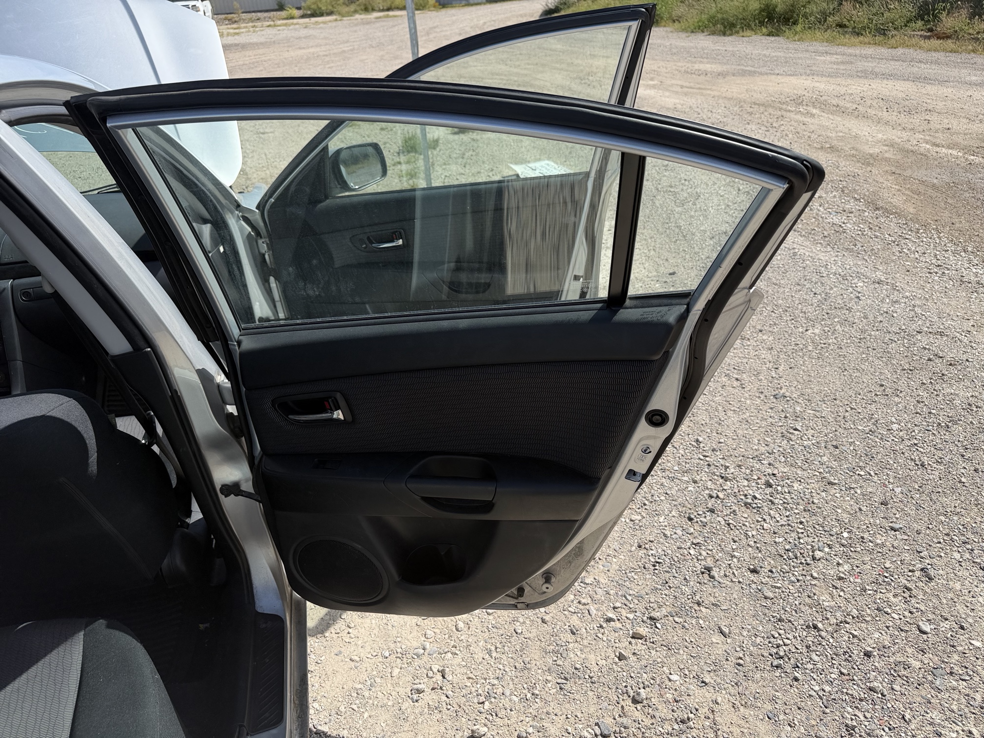 2008 mazda mazda3 i-sport-4-door with 106057 miles for sale near elk-river, minnesota 106437_32_passenger_door_panel.jpg