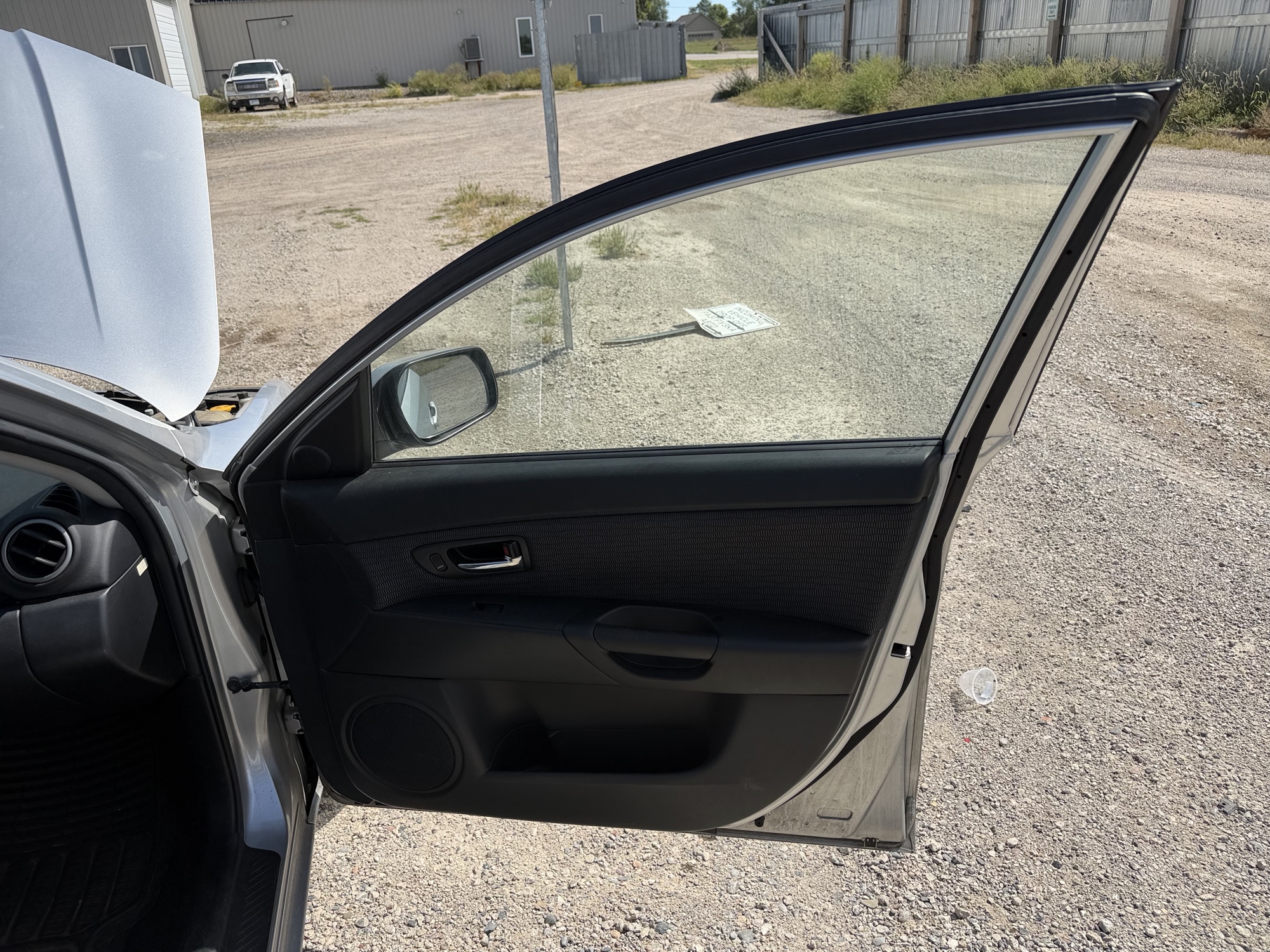 2008 mazda mazda3 i-sport-4-door with 106057 miles for sale near elk-river, minnesota 106437_33_dash_from_driver.jpg