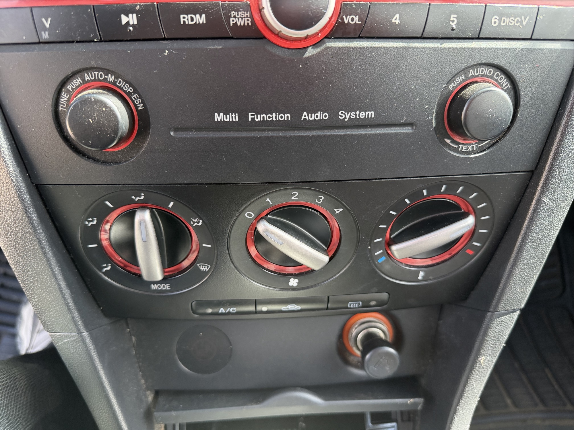 2008 mazda mazda3 i-sport-4-door with 106057 miles for sale near elk-river, minnesota 106437_40_climate_control.jpg