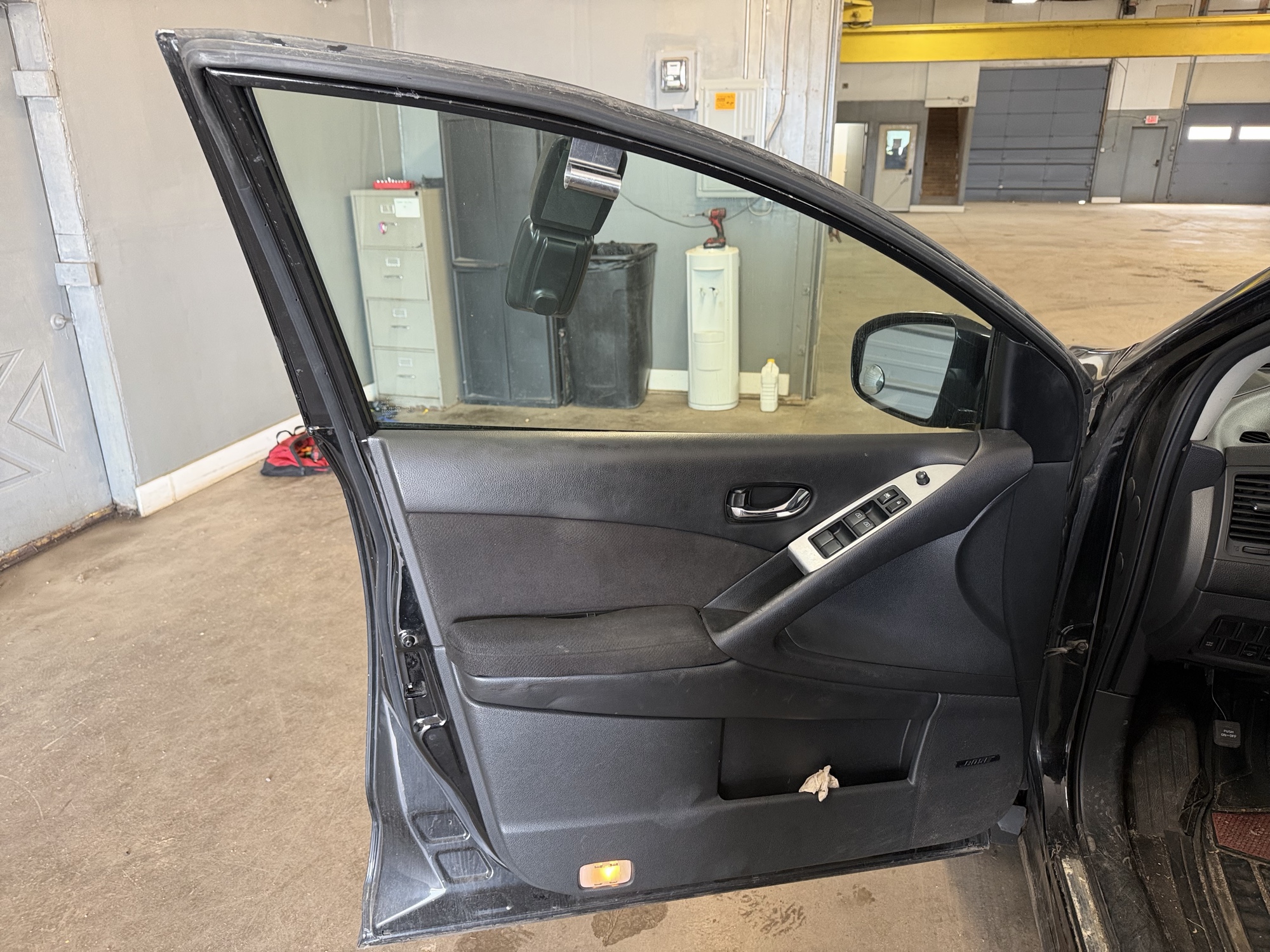 2009 nissan murano s-awd with 178430 miles for sale near elk-river, minnesota 106440_23_driver_door_panel.jpg