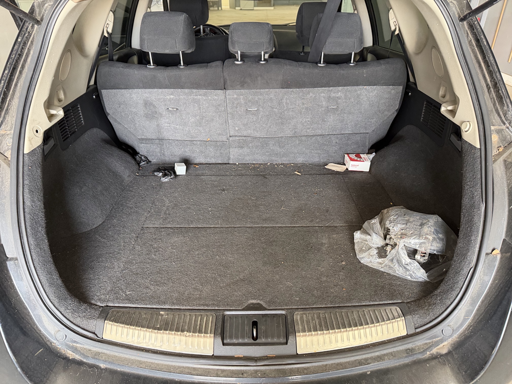 2009 nissan murano s-awd with 178430 miles for sale near elk-river, minnesota 106440_26_trunk.jpg