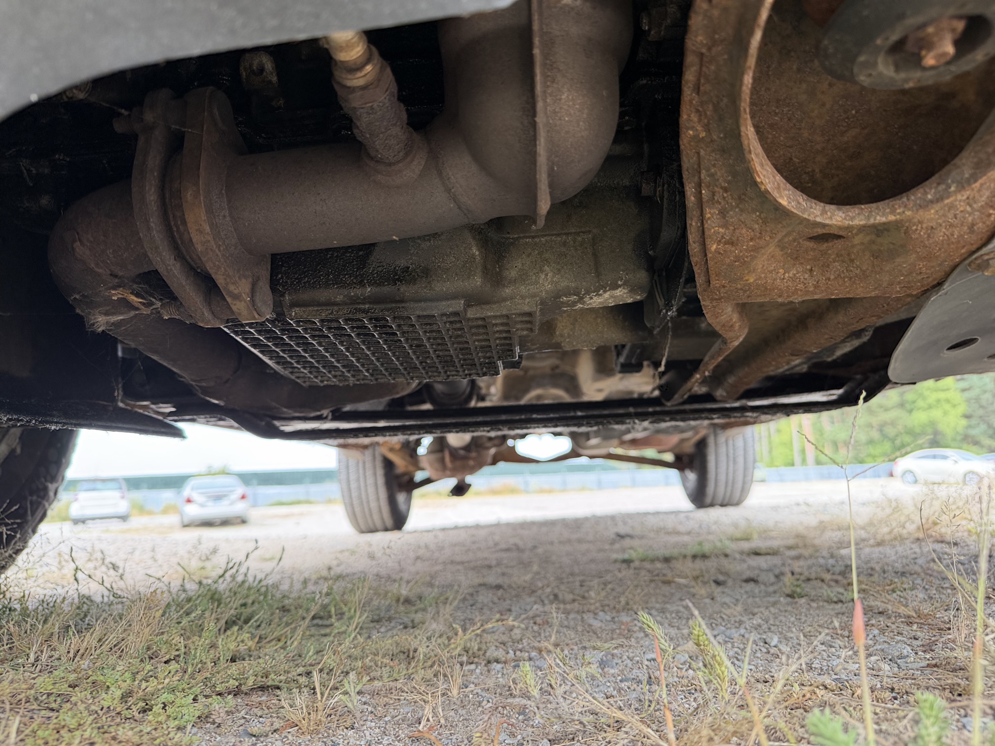 2004 ford escape xlt-2wd with 178342 miles for sale near elk-river, minnesota 106441_16_undercar_front.jpg