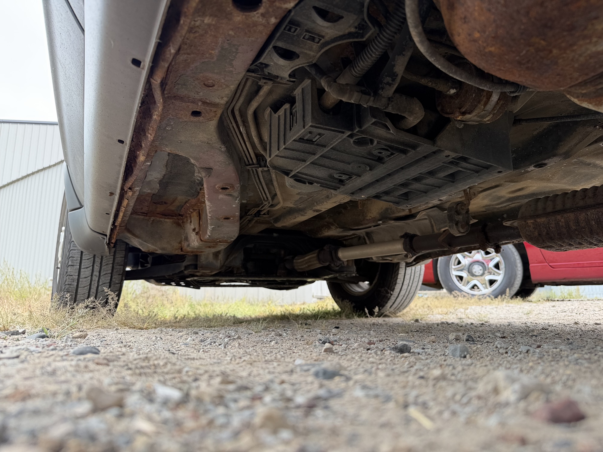 2004 ford escape xlt-2wd with 178342 miles for sale near elk-river, minnesota 106441_18_undercar_rear_drv.jpg