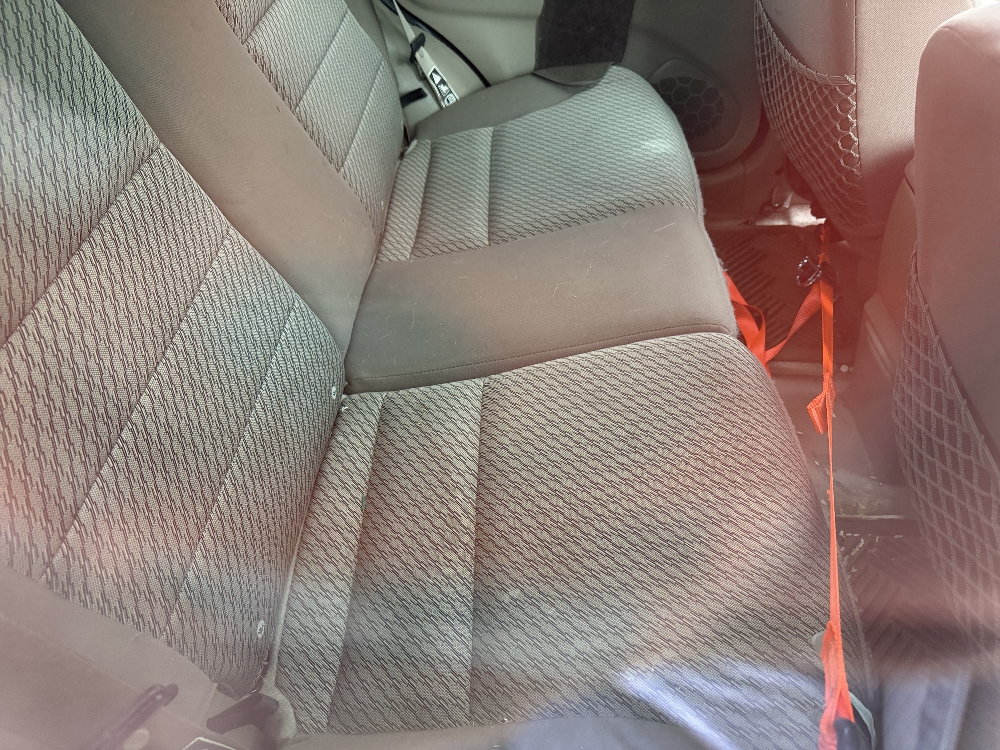 2004 ford escape xlt-2wd with 178342 miles for sale near elk-river, minnesota 106441_28_pass_rear_seat.jpg