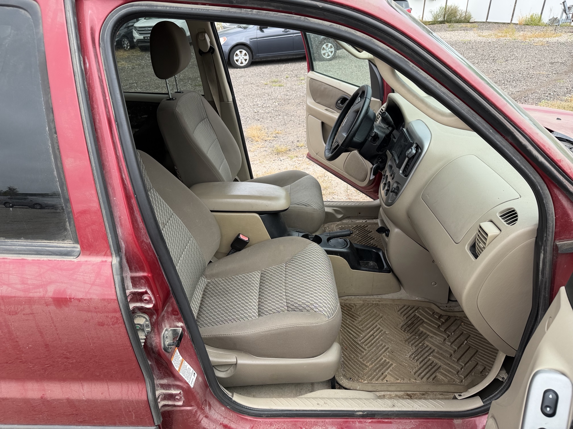 2004 ford escape xlt-2wd with 178342 miles for sale near elk-river, minnesota 106441_31_passenger_seat.jpg