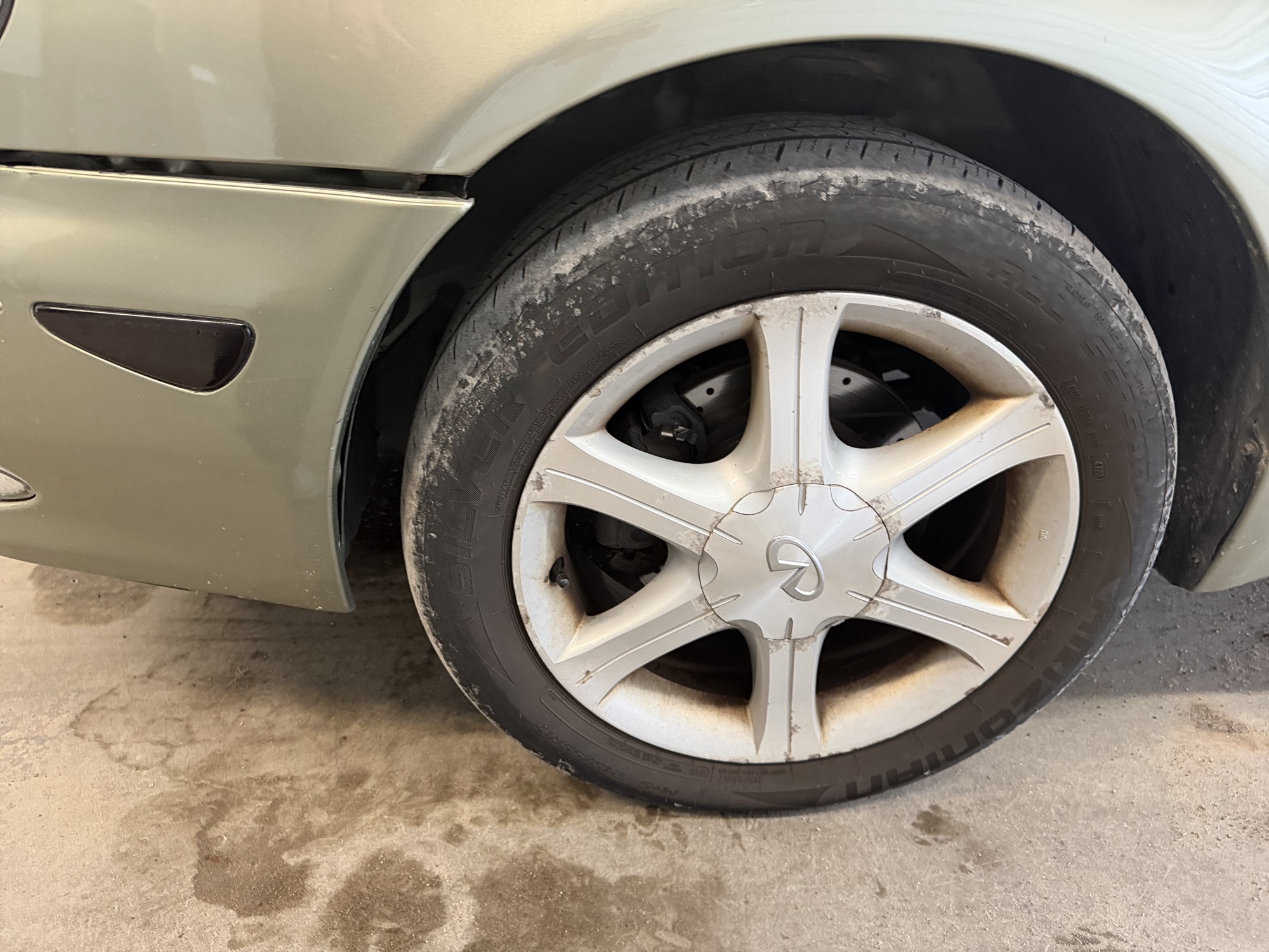 2003 infiniti i35 luxury with 176048 miles for sale near elk-river, minnesota 106442_12_drv_front_wheel.jpg