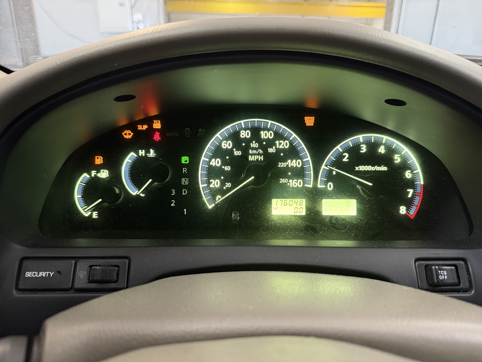 2003 infiniti i35 luxury with 176048 miles for sale near elk-river, minnesota 106442_43_gauge_cluster.jpg