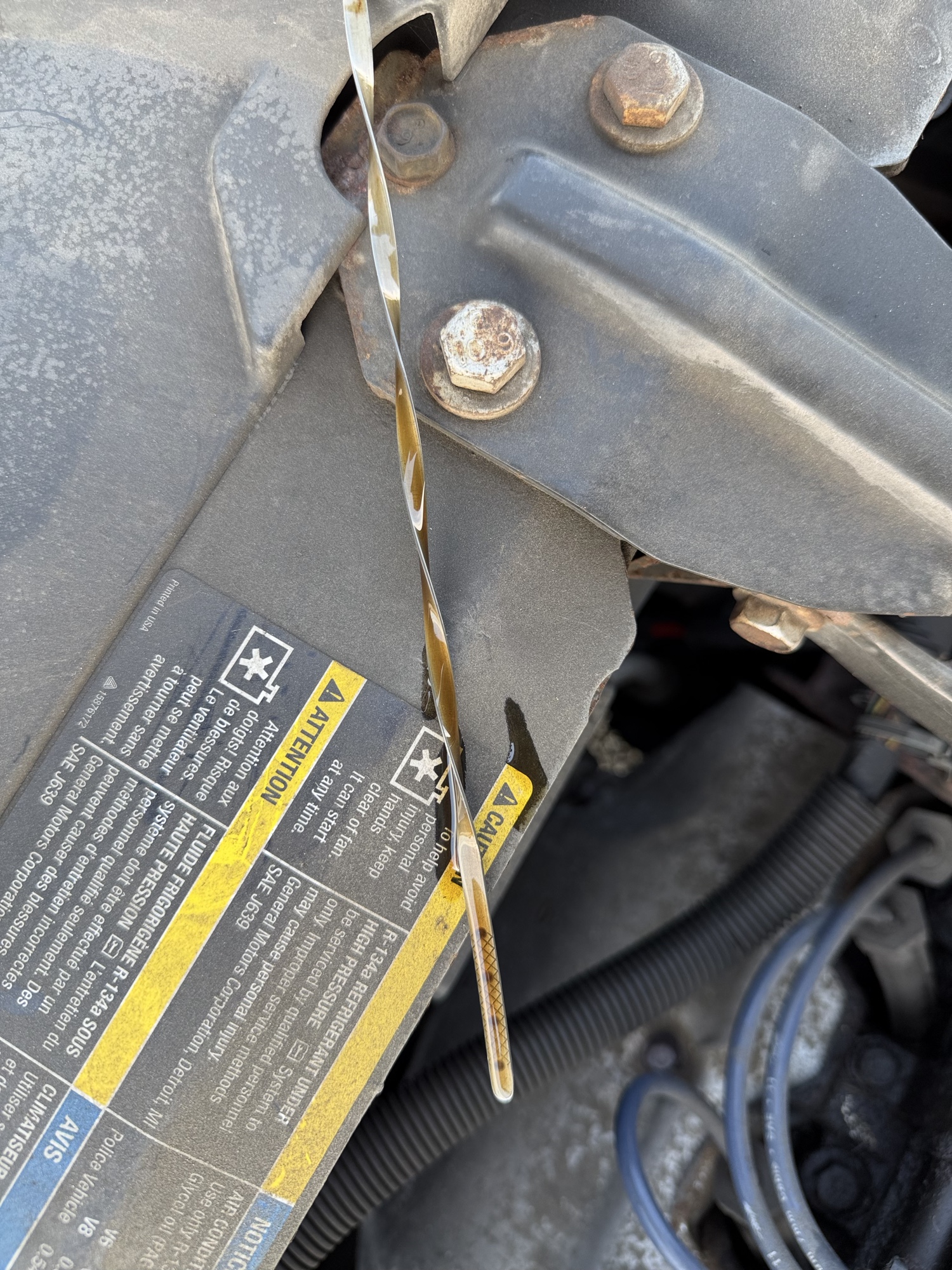 2006 chevrolet impala with 107595 miles for sale near elk-river, minnesota 106444_50_oil_dipstick.jpg
