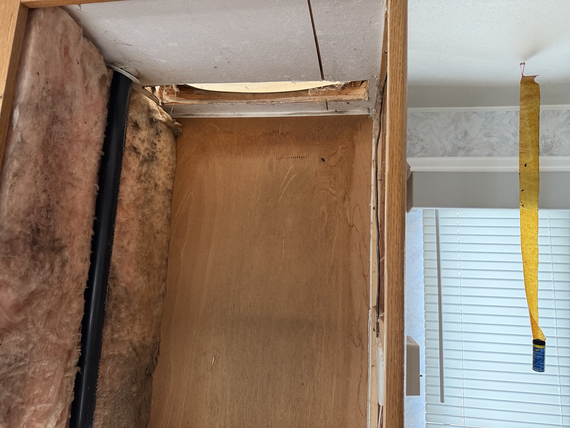 1998 jayco unknown - for sale near elk-river, minnesota 106445_37_left_of_steering_wheel.jpg