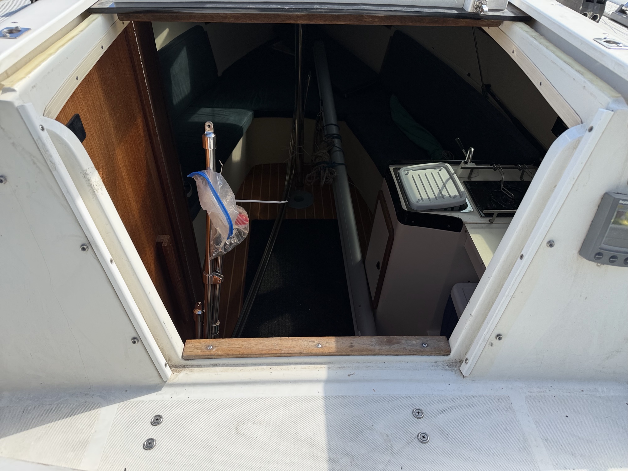 2000 catalina c250 for sale near elk-river, minnesota 106446_23_driver_door_panel.jpg