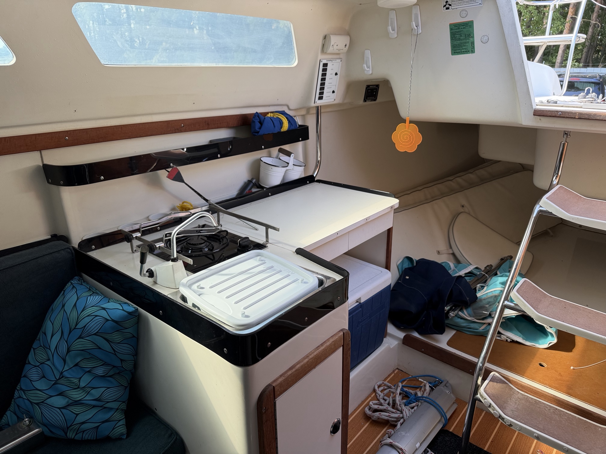 2000 catalina c250 for sale near elk-river, minnesota 106446_28_pass_rear_seat.jpg