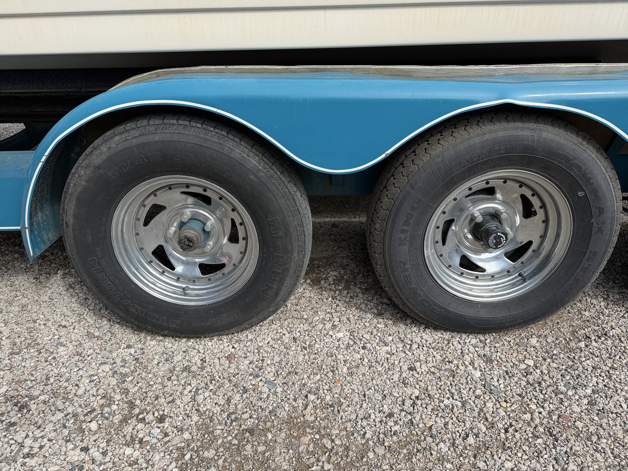 1998 mariah z-280 for sale near elk-river, minnesota 106447_14_rear_pass_wheel.jpg