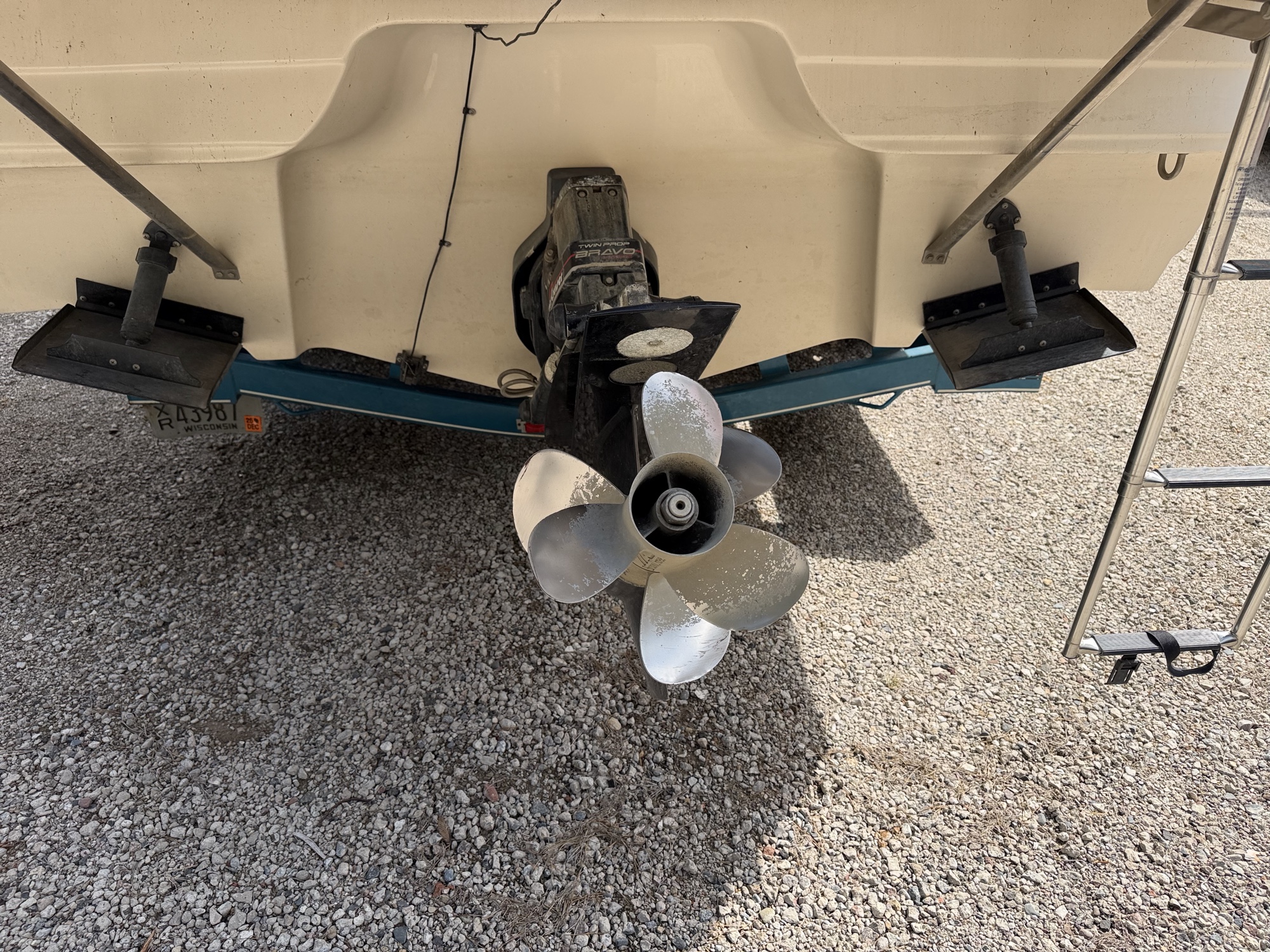1998 mariah z-280 for sale near elk-river, minnesota 106447_27_spare_tire.jpg