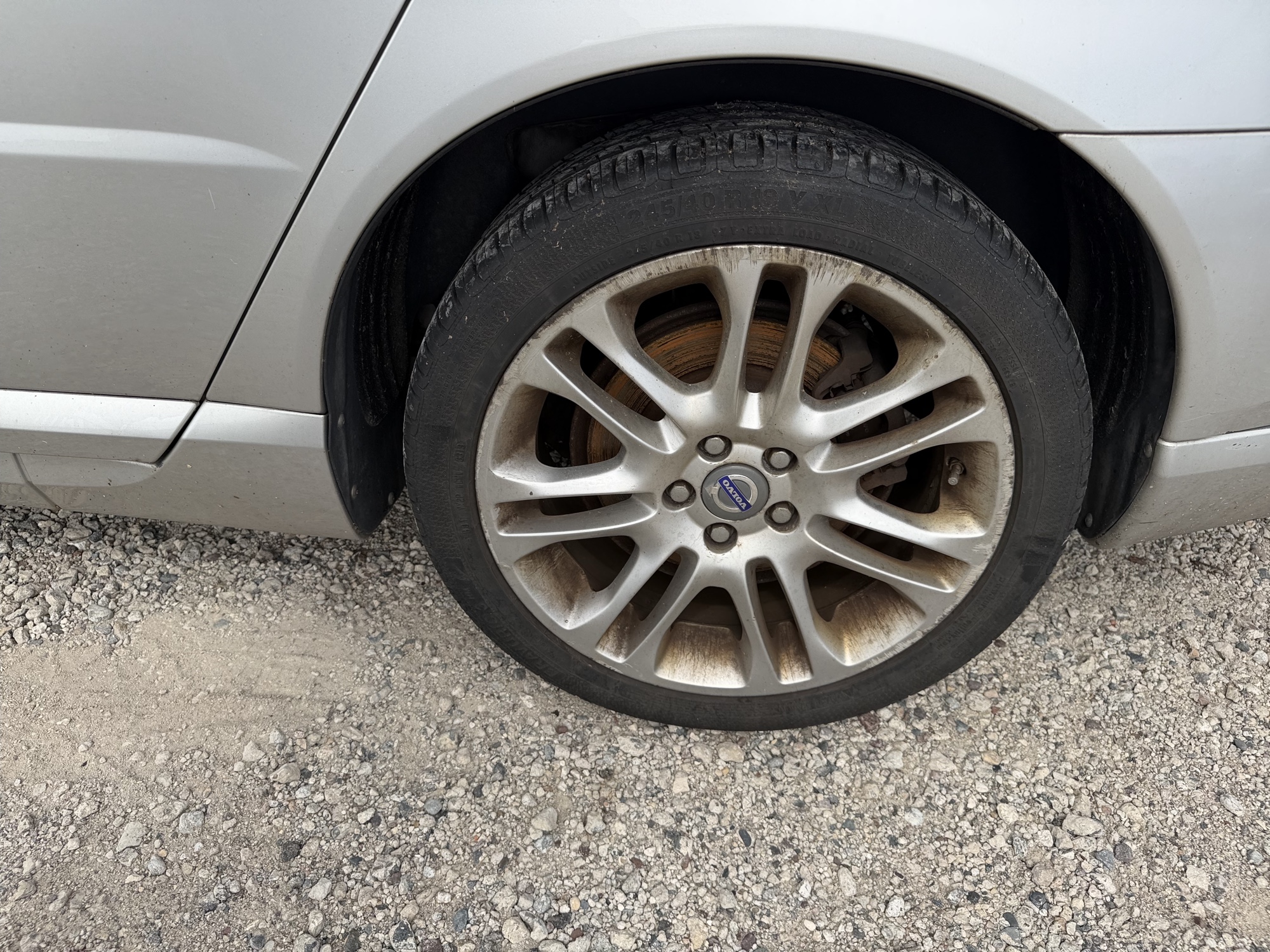 2008 volvo s80 t6 with 159537 miles for sale near elk-river, minnesota 106448_13_rear_drv_wheel.jpg