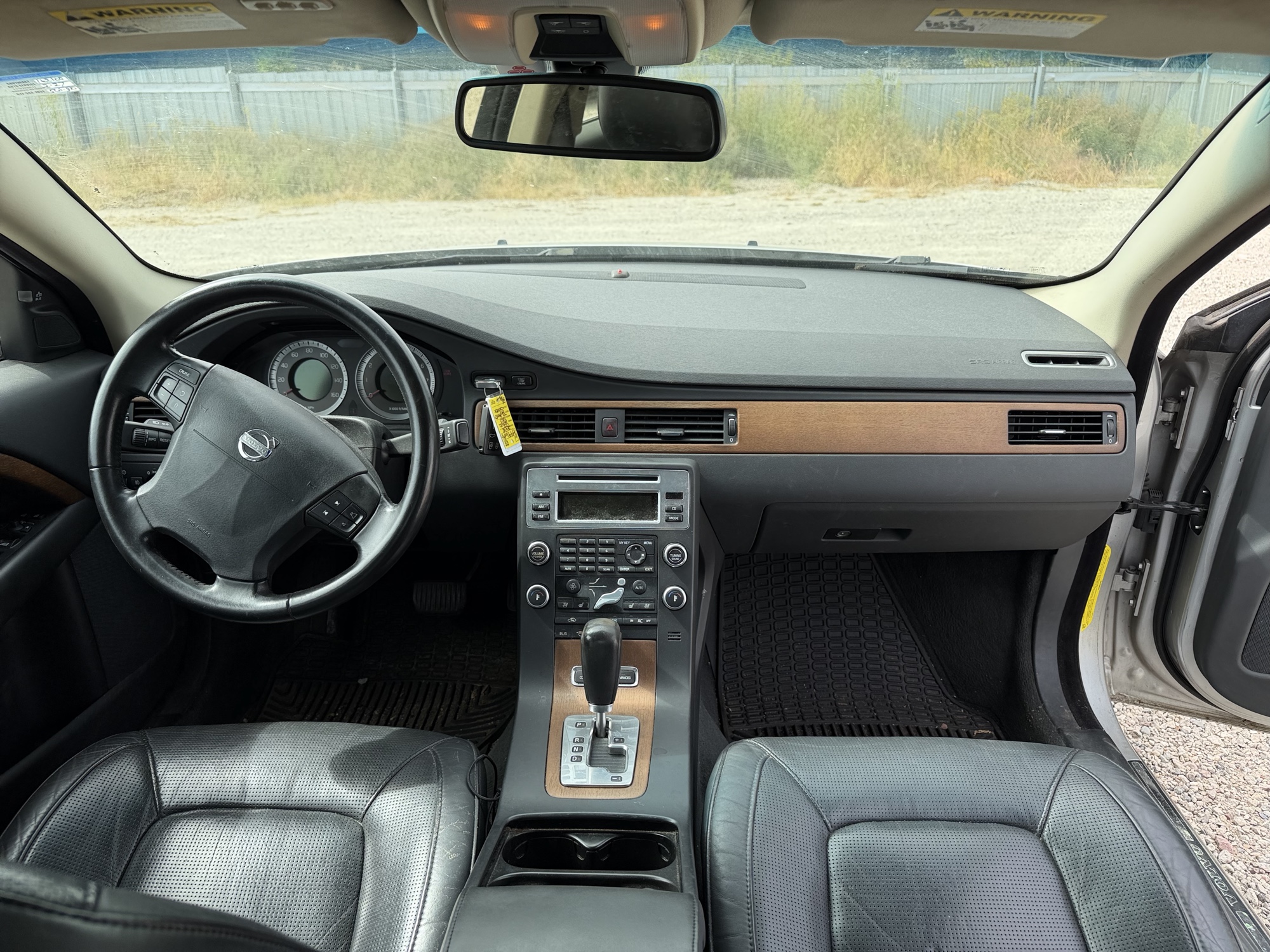 2008 volvo s80 t6 with 159537 miles for sale near elk-river, minnesota 106448_34_whole_dash.jpg