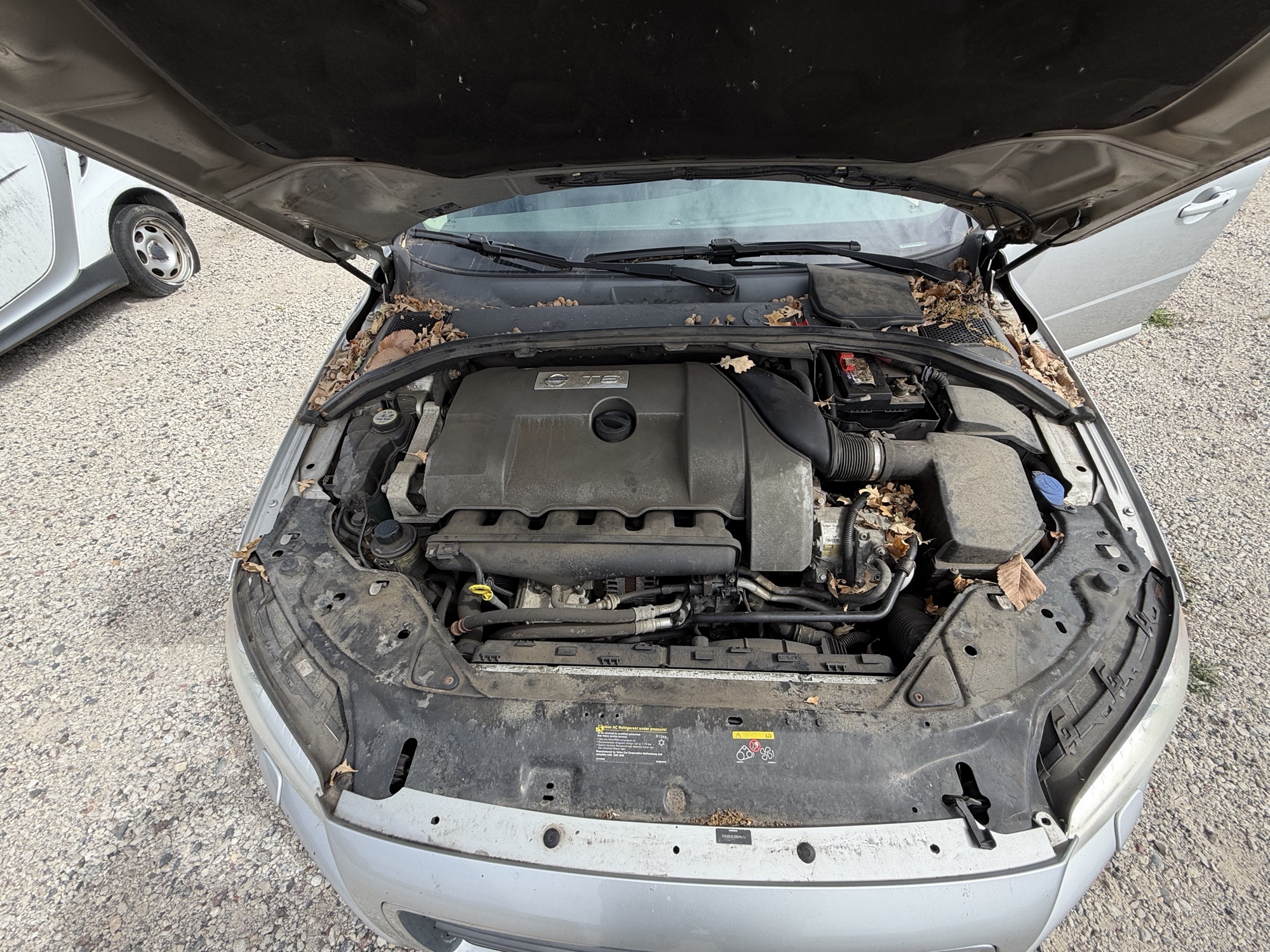 2008 volvo s80 t6 with 159537 miles for sale near elk-river, minnesota 106448_49_engine_bay.jpg