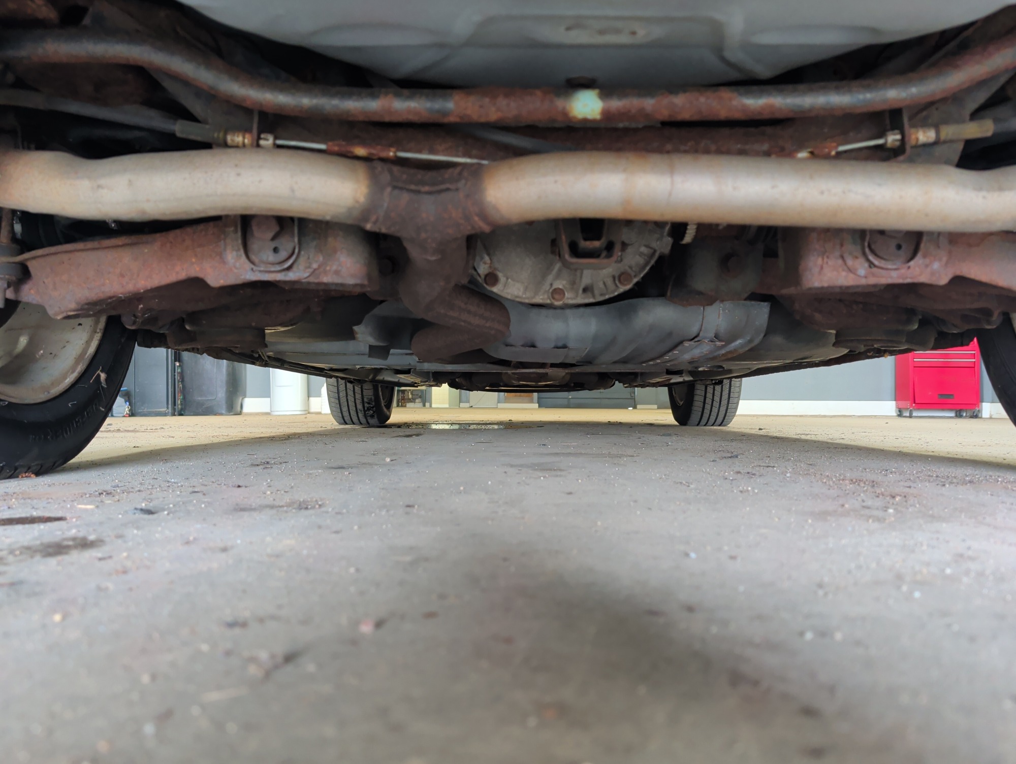 1997 ford thunderbird lx with 157882 miles for sale near elk-river, minnesota 106449_19_undercar_rear.jpg