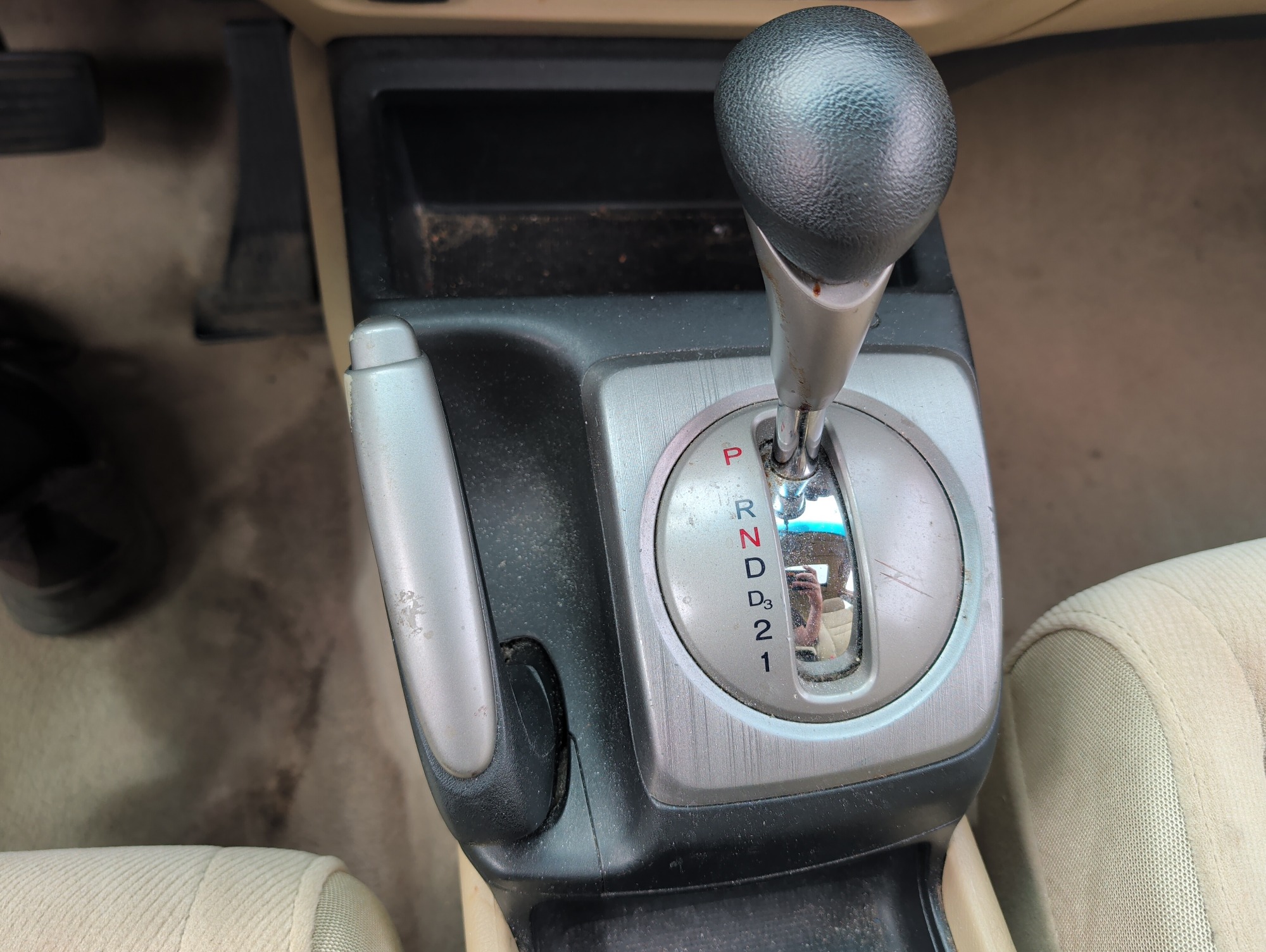 2008 honda civic ex-sedan-at with 245835 miles for sale near elk-river, minnesota 106450_41_shifter.jpg