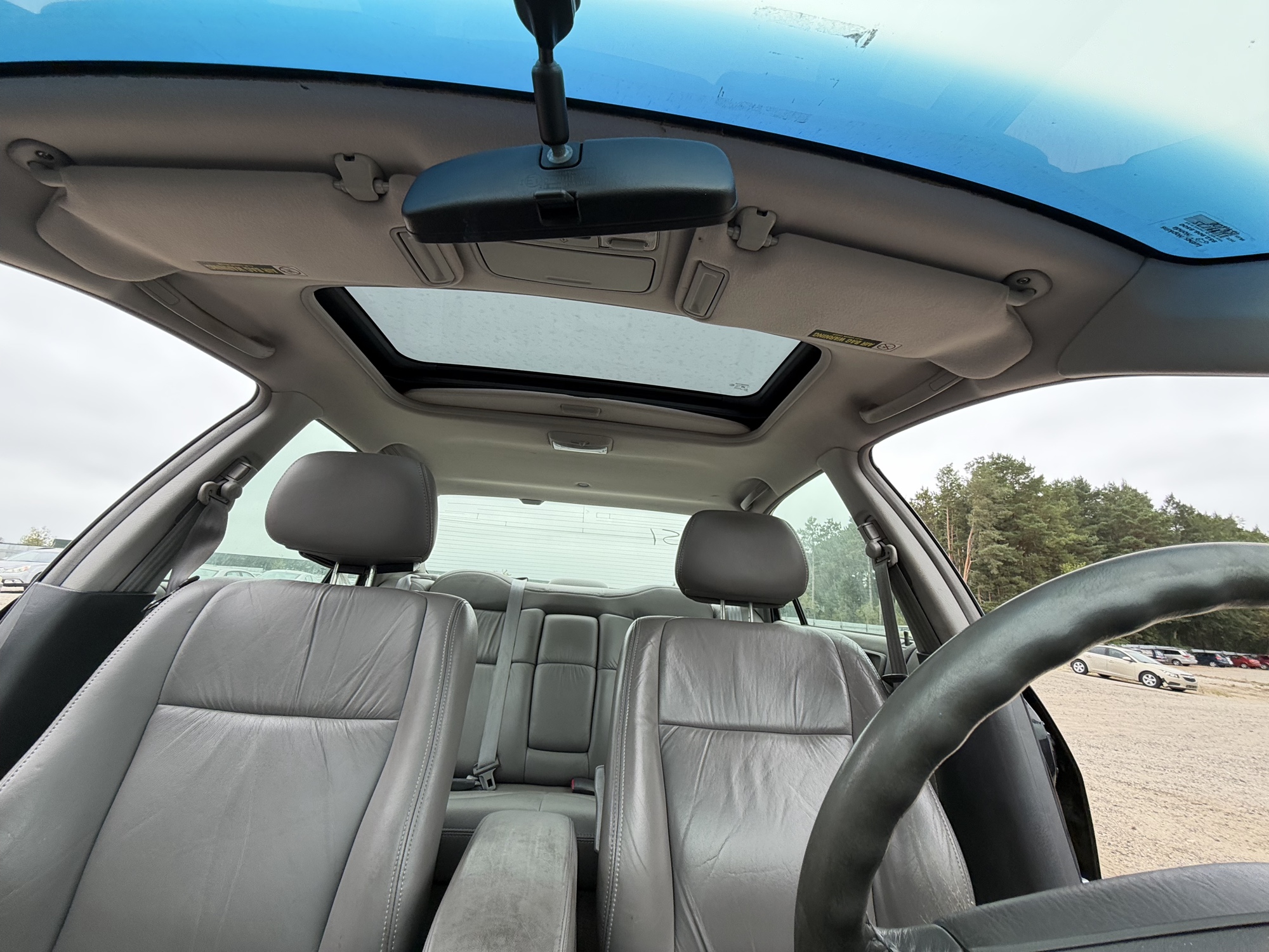1998 honda accord ex-v6-sedan with 156885 miles for sale near elk-river, minnesota 106451_35_headliner_sunroof.jpg