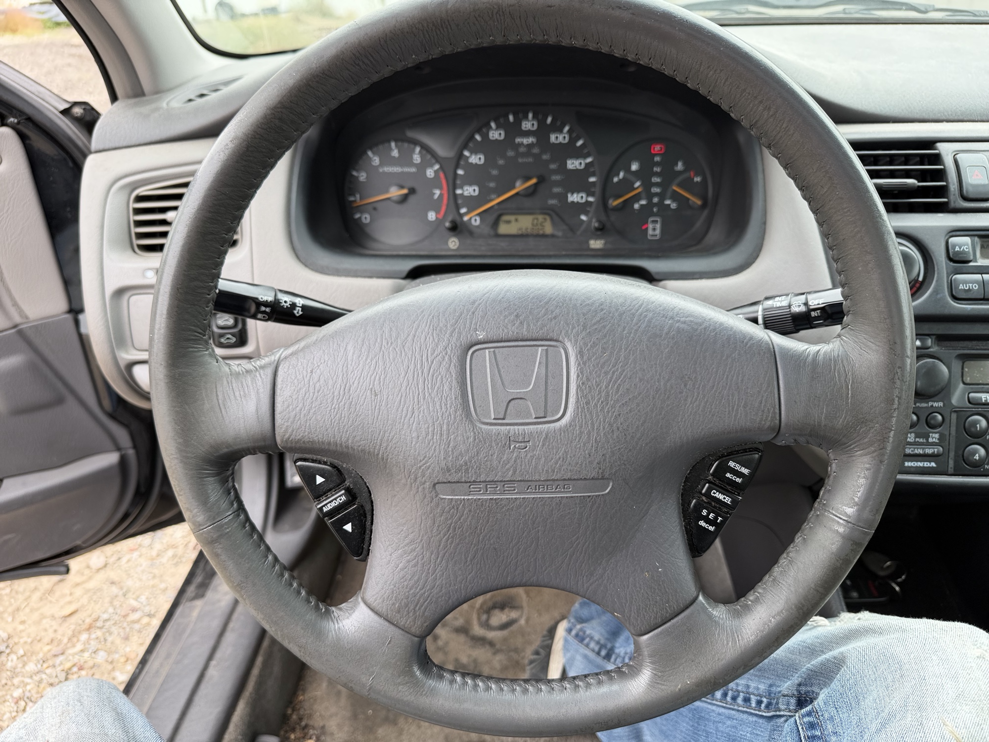 1998 honda accord ex-v6-sedan with 156885 miles for sale near elk-river, minnesota 106451_36_steering_wheel.jpg