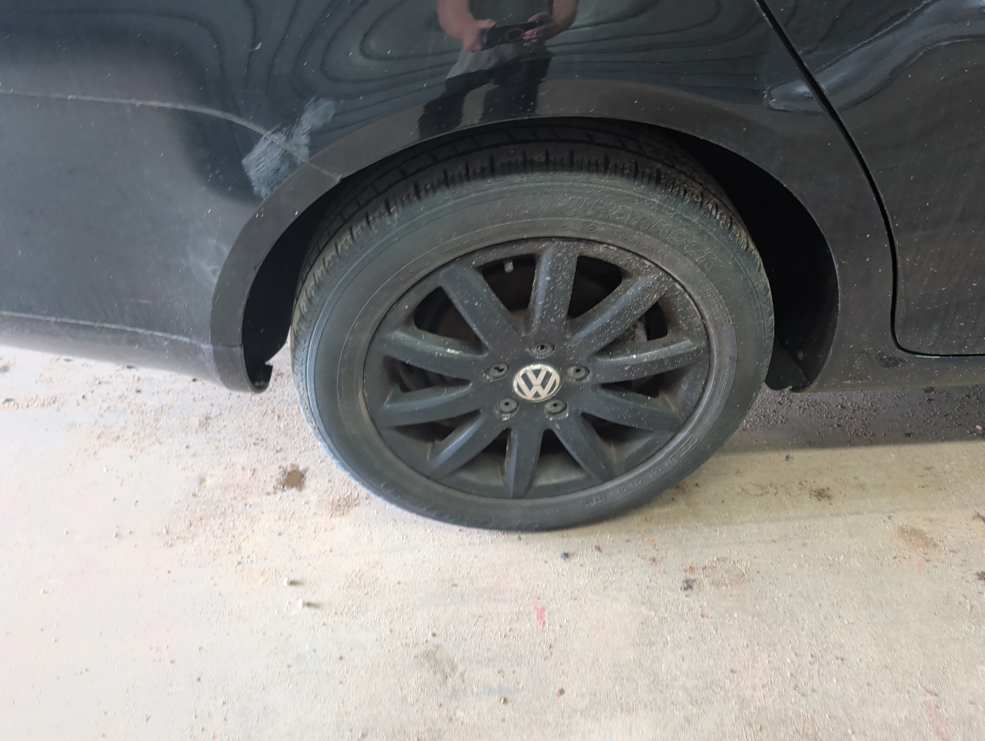 2006 volkswagen jetta with 106136 miles for sale near elk-river, minnesota 106452_14_rear_pass_wheel.jpg