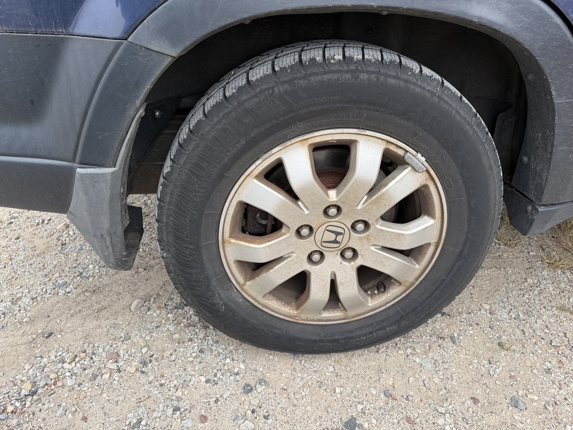 2005 honda cr-v ex-4wd-at with 222049 miles for sale near elk-river, minnesota 106453_14_rear_pass_wheel.jpg