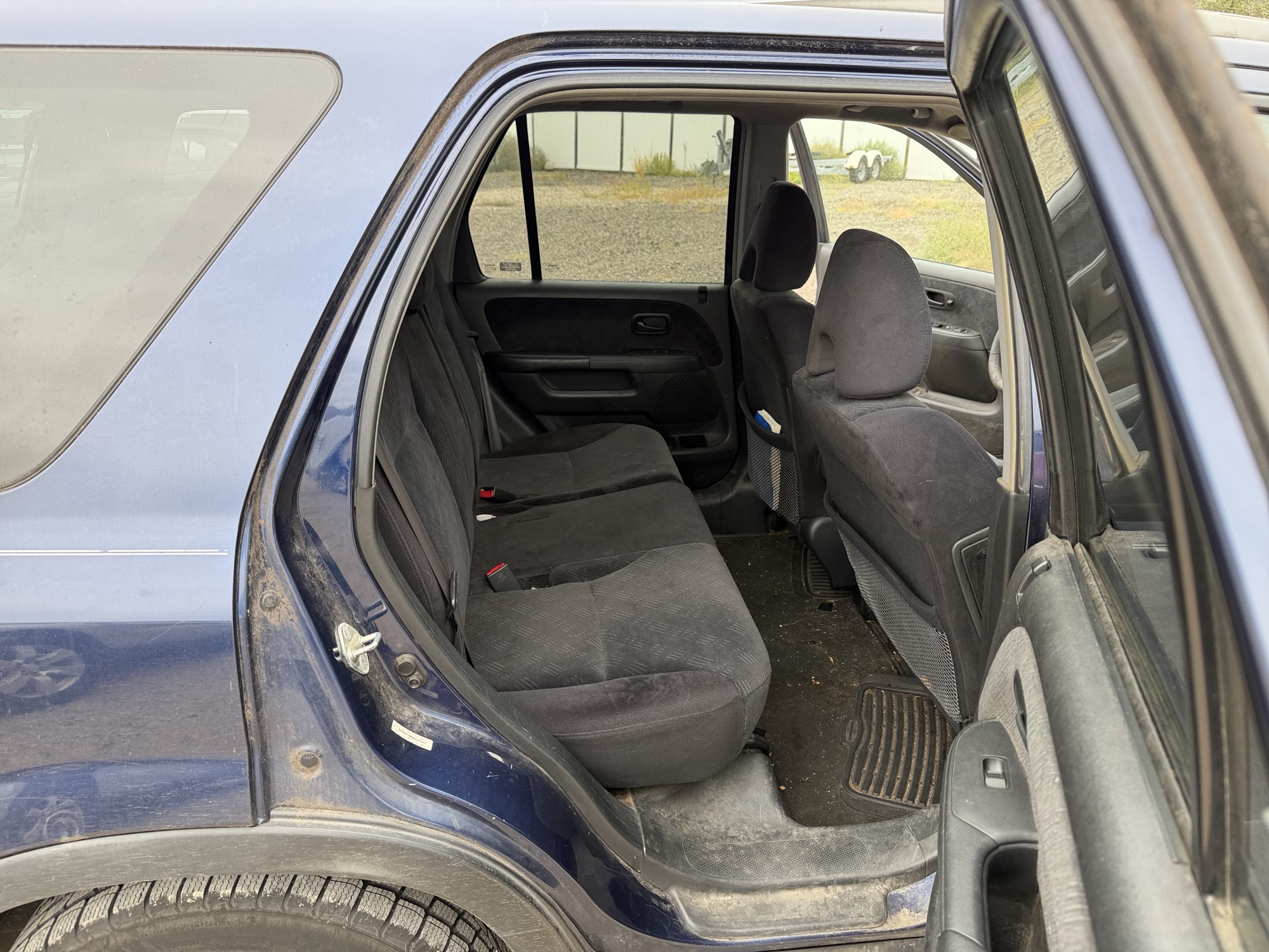 2005 honda cr-v ex-4wd-at with 222049 miles for sale near elk-river, minnesota 106453_28_pass_rear_seat.jpg