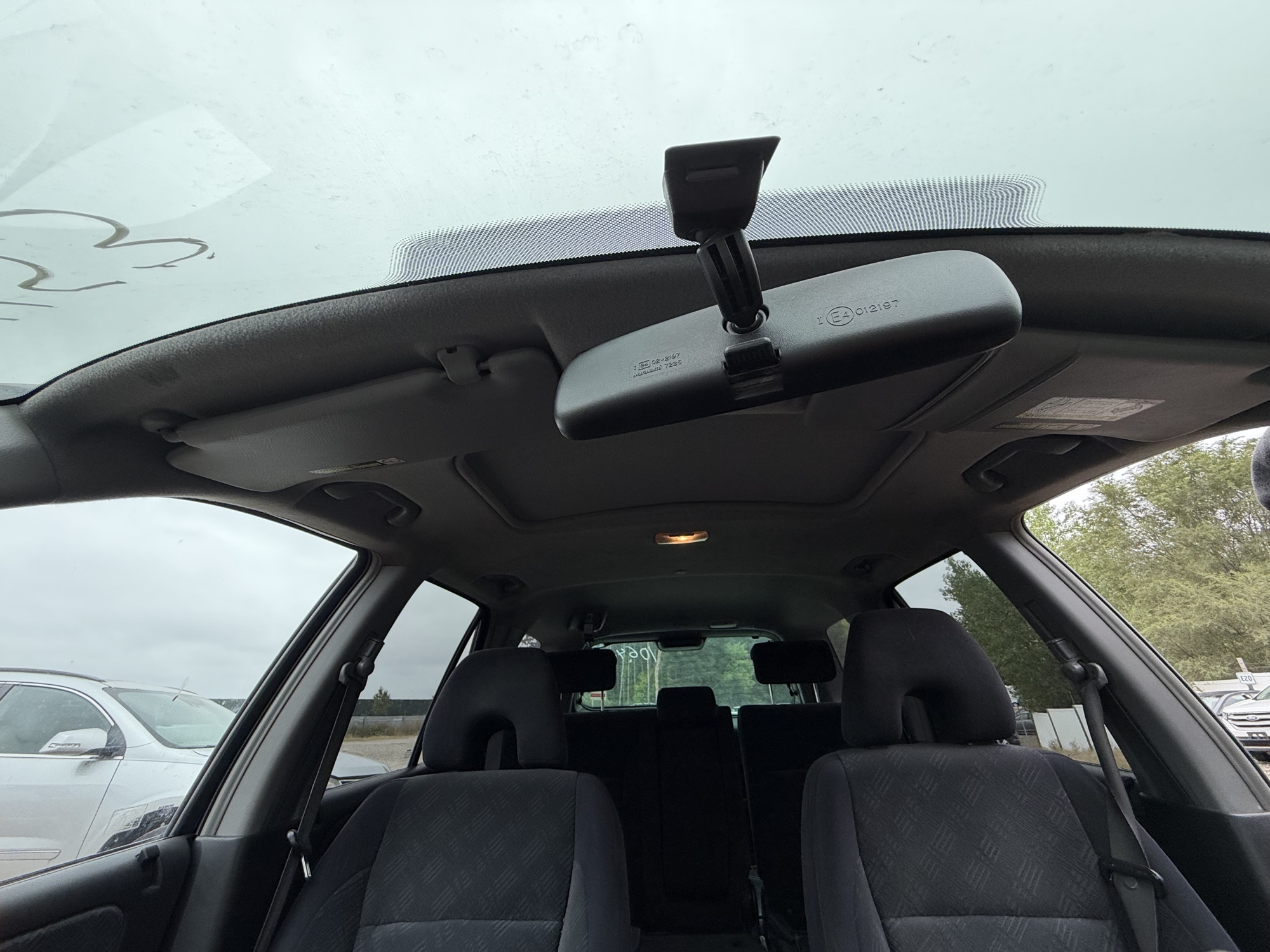 2005 honda cr-v ex-4wd-at with 222049 miles for sale near elk-river, minnesota 106453_35_headliner_sunroof.jpg