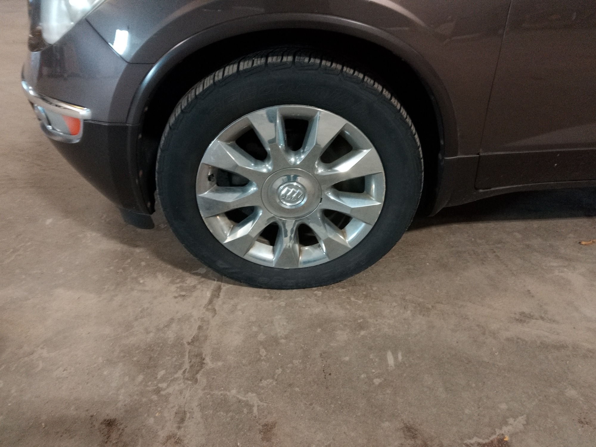 2012 buick enclave premium-awd with 167150 miles for sale near elk-river, minnesota 106455_12_drv_front_wheel.jpg