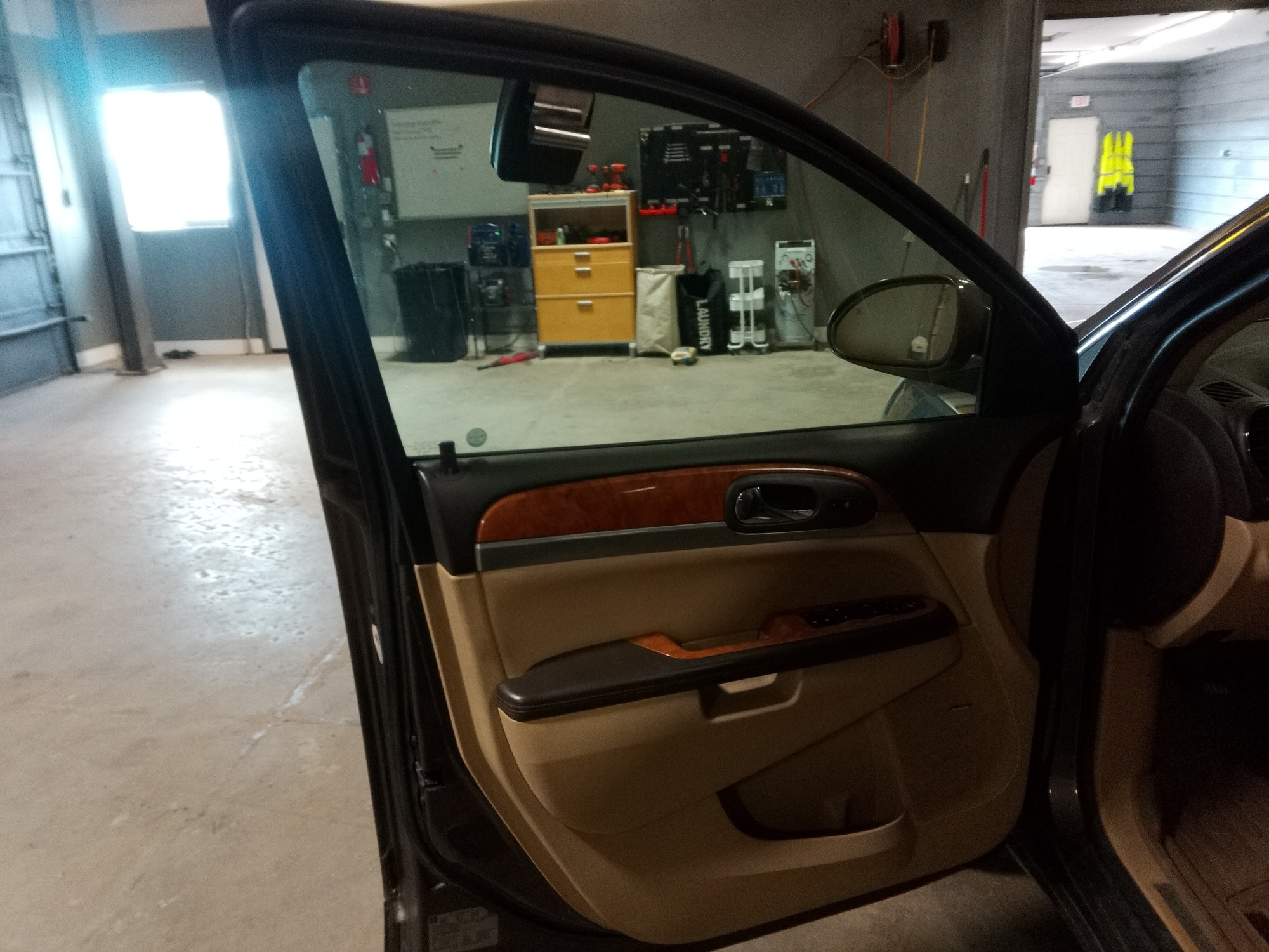 2012 buick enclave premium-awd with 167150 miles for sale near elk-river, minnesota 106455_23_driver_door_panel.jpg