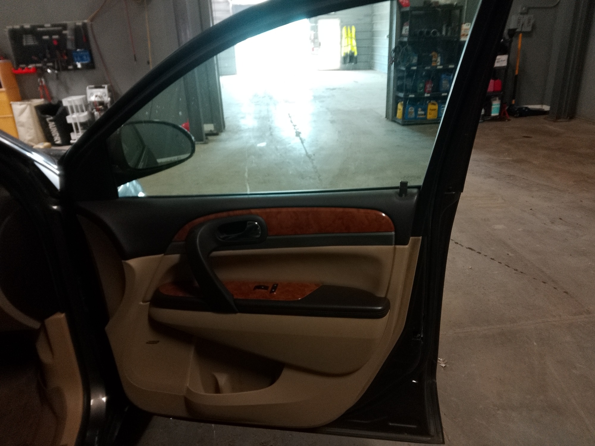 2012 buick enclave premium-awd with 167150 miles for sale near elk-river, minnesota 106455_32_passenger_door_panel.jpg