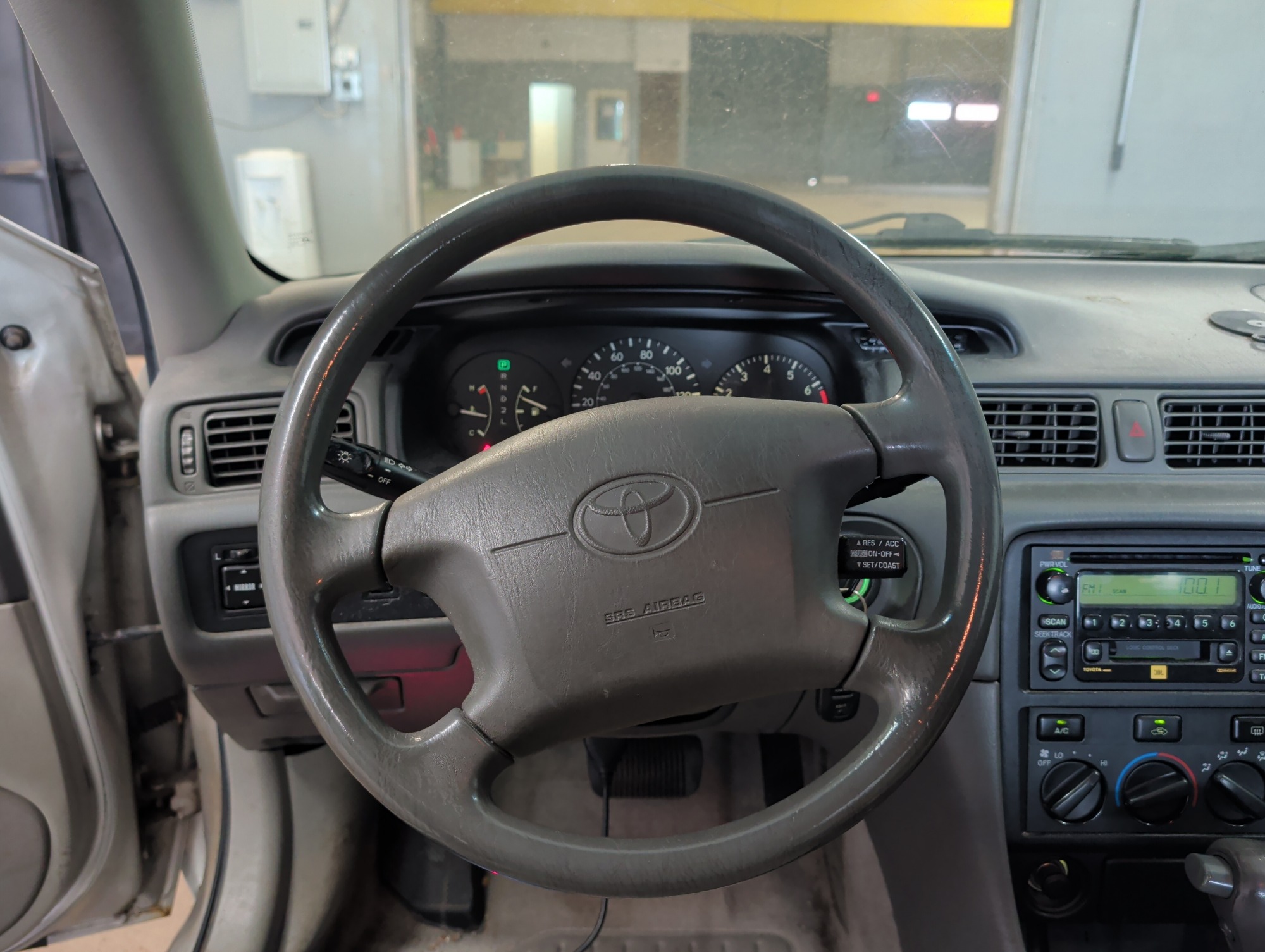 2001 toyota camry le-v6 with 106892 miles for sale near elk-river, minnesota 106458_33_dash_from_driver.jpg