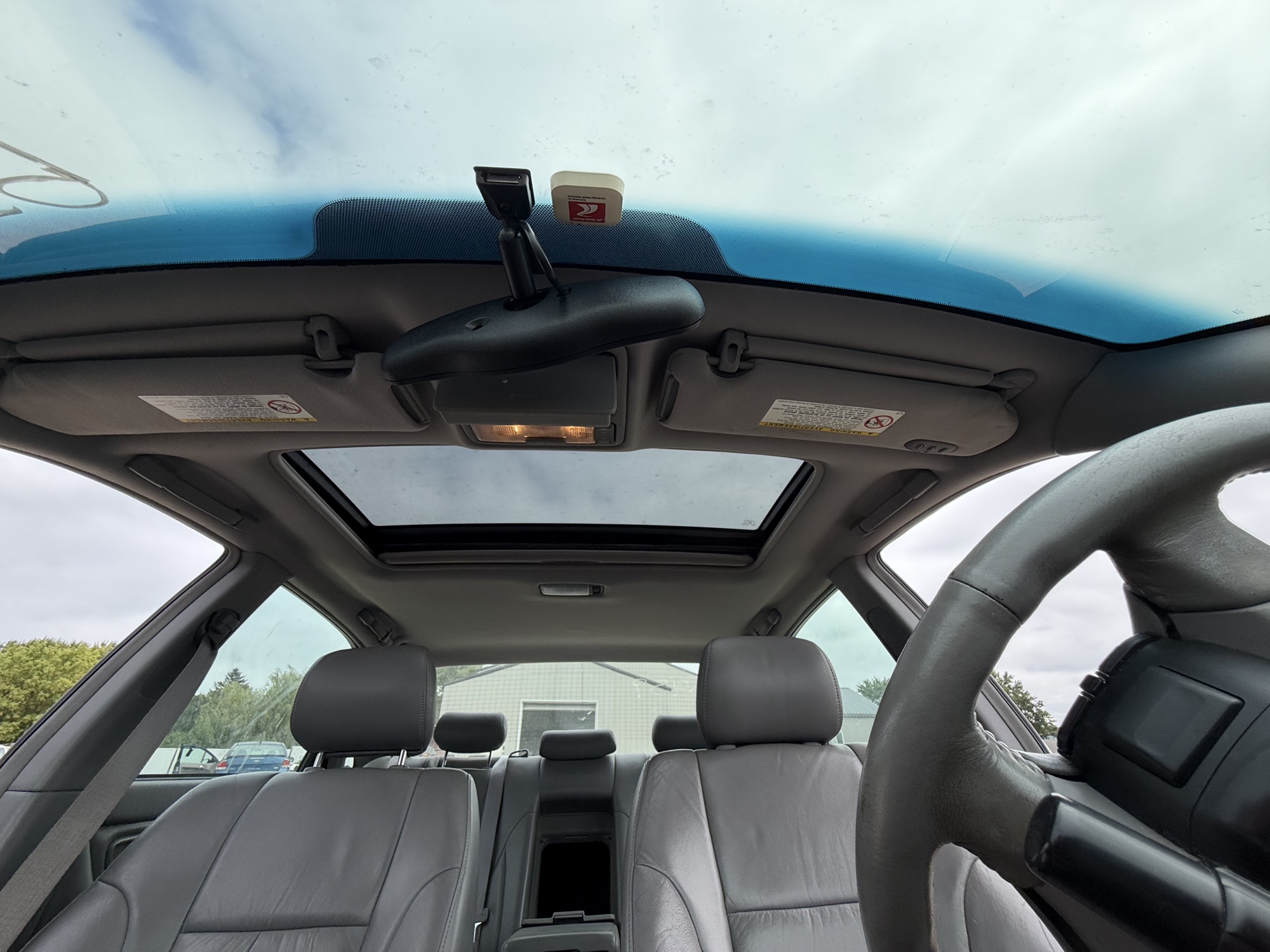 2000 toyota avalon xl with 226788 miles for sale near elk-river, minnesota 106459_35_headliner_sunroof.jpg