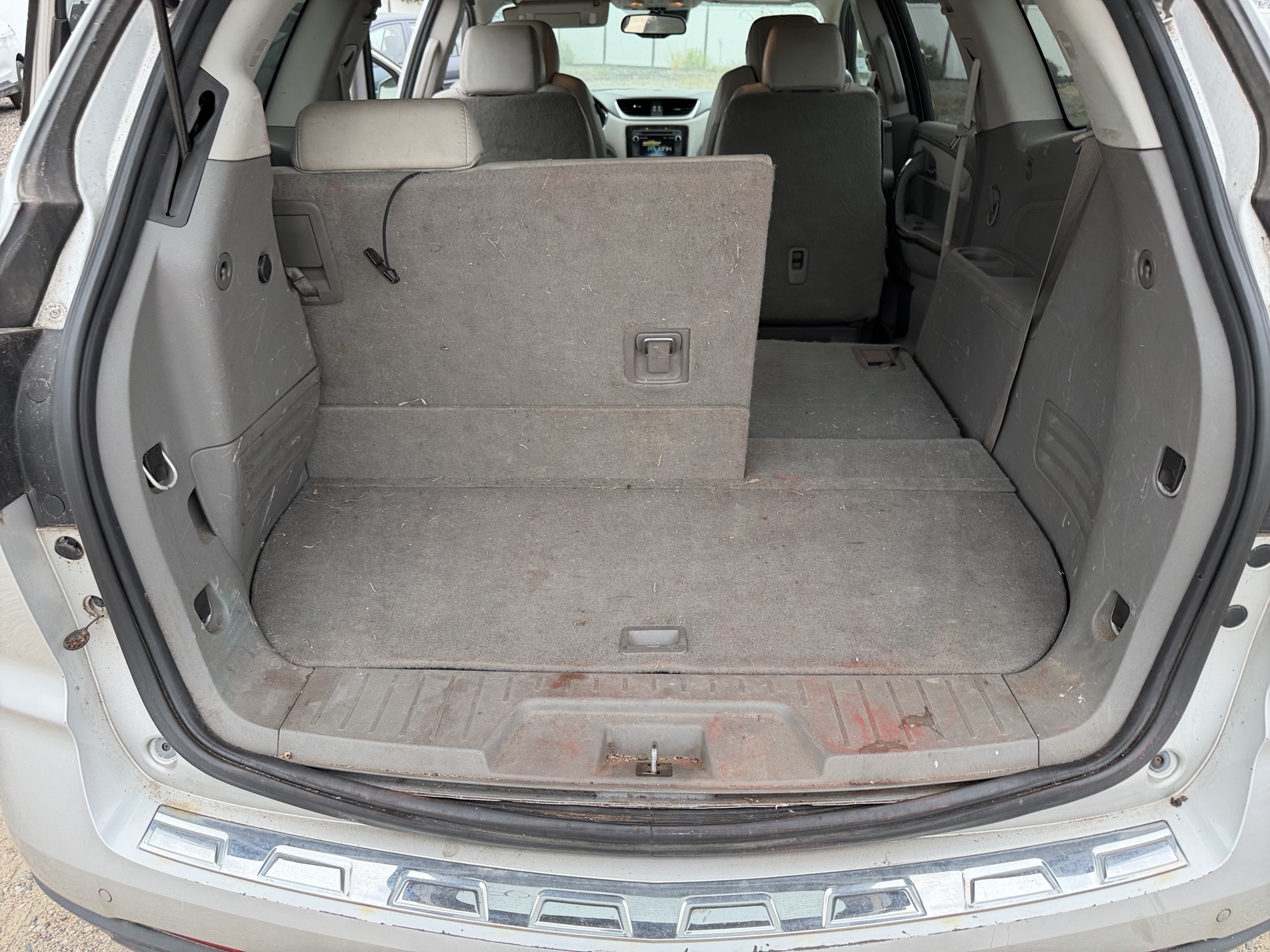 2014 chevrolet traverse ltz-awd with 293494 miles for sale near elk-river, minnesota 106460_26_trunk.jpg