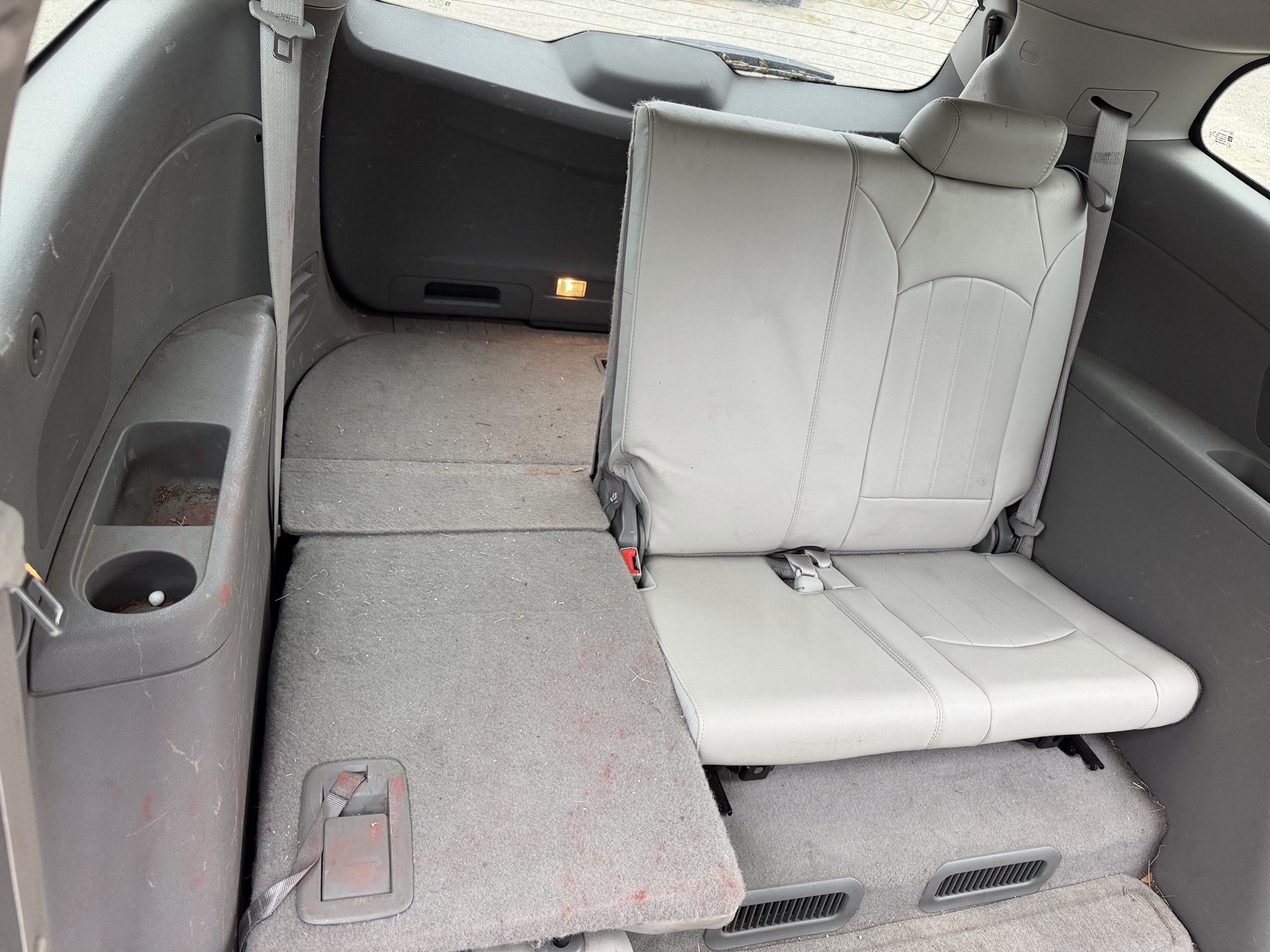 2014 chevrolet traverse ltz-awd with 293494 miles for sale near elk-river, minnesota 106460_29_third_row_seat.jpg