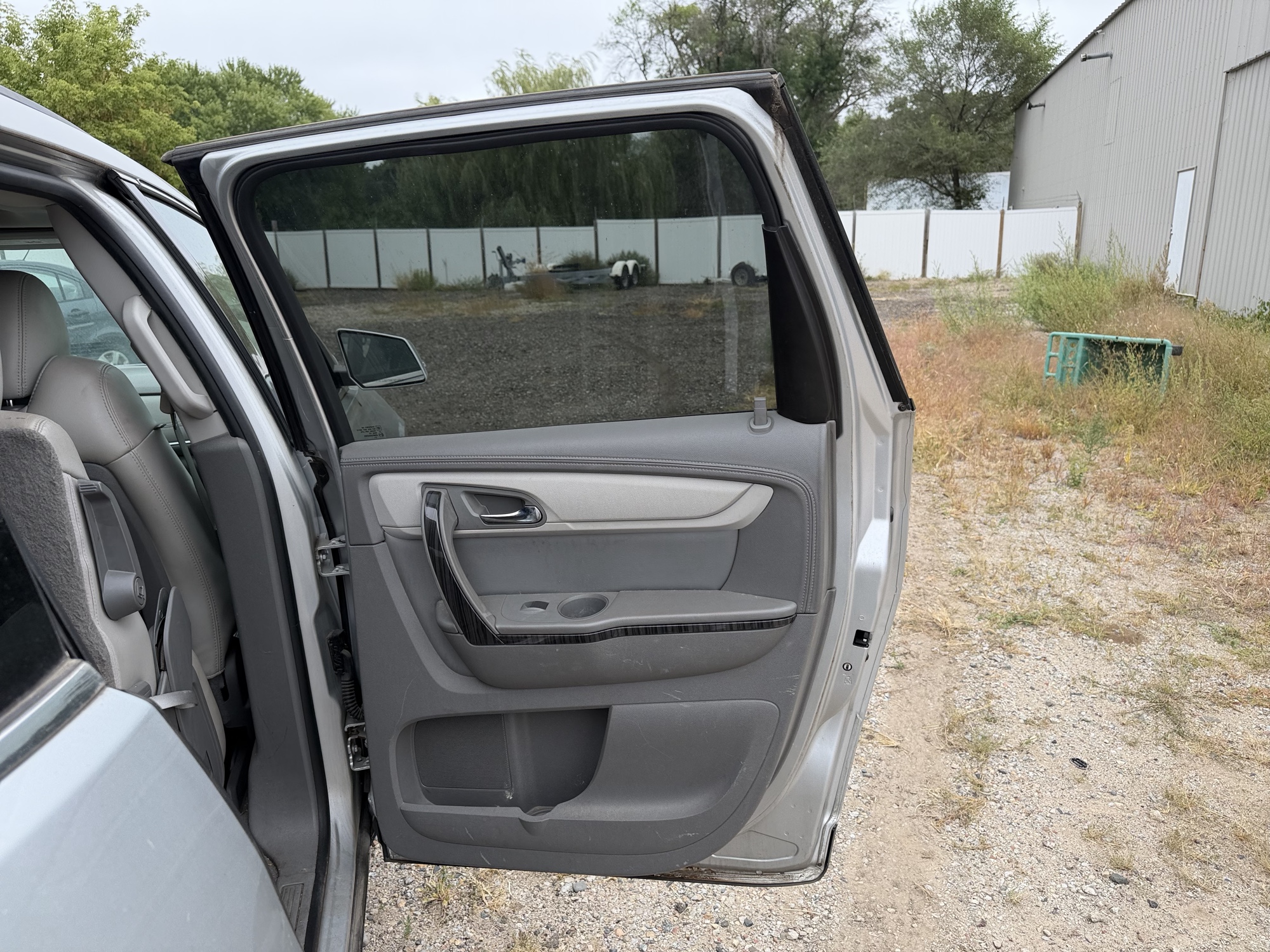 2014 chevrolet traverse ltz-awd with 293494 miles for sale near elk-river, minnesota 106460_30_pass_rear_door_panel.jpg